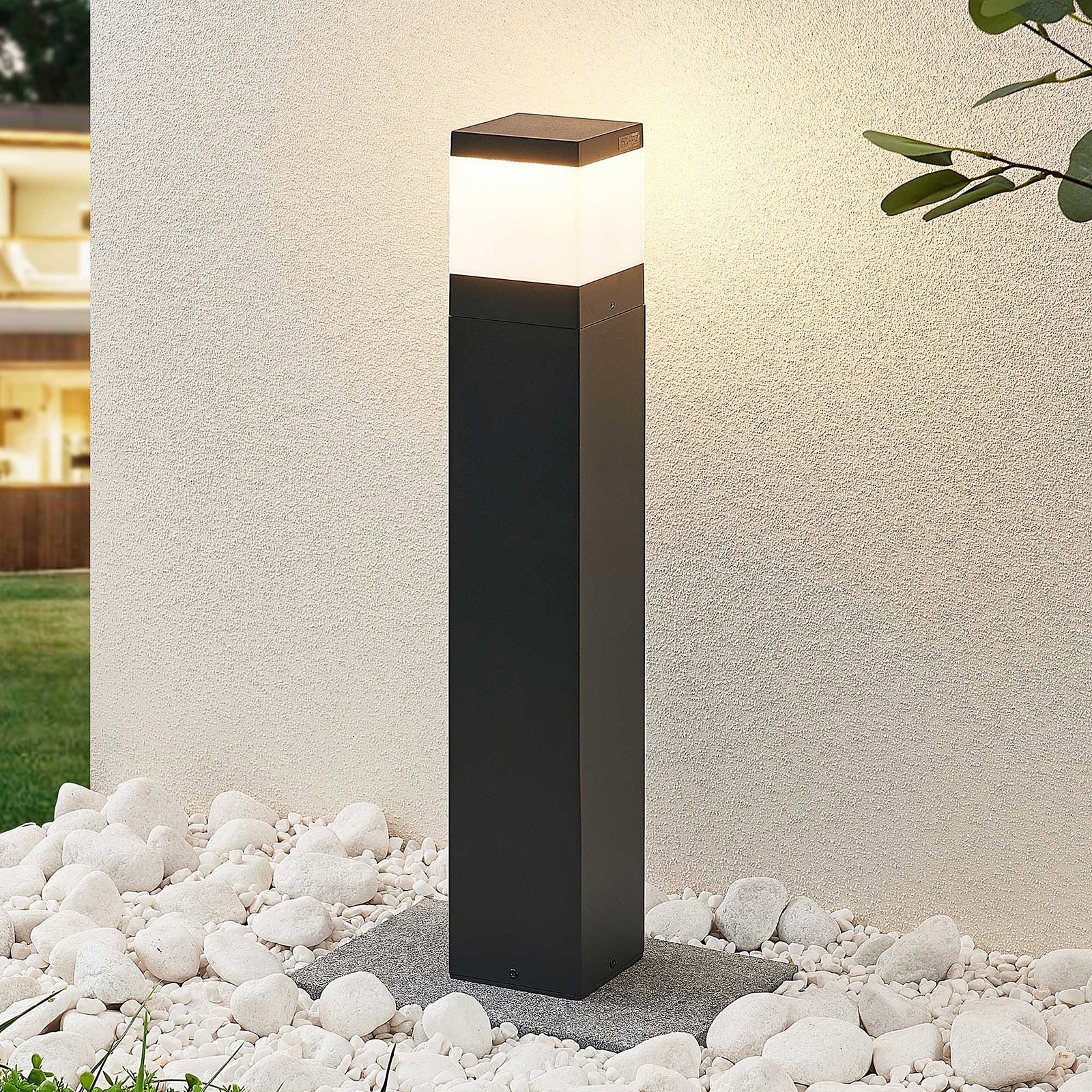 Lindby Litas LED path lamp, angular, dark grey, die-cast aluminium, polycarbonate, 6.5 W, energy efficiency: A+, L: 10 cm, W: 10 cm, H: 60 cm