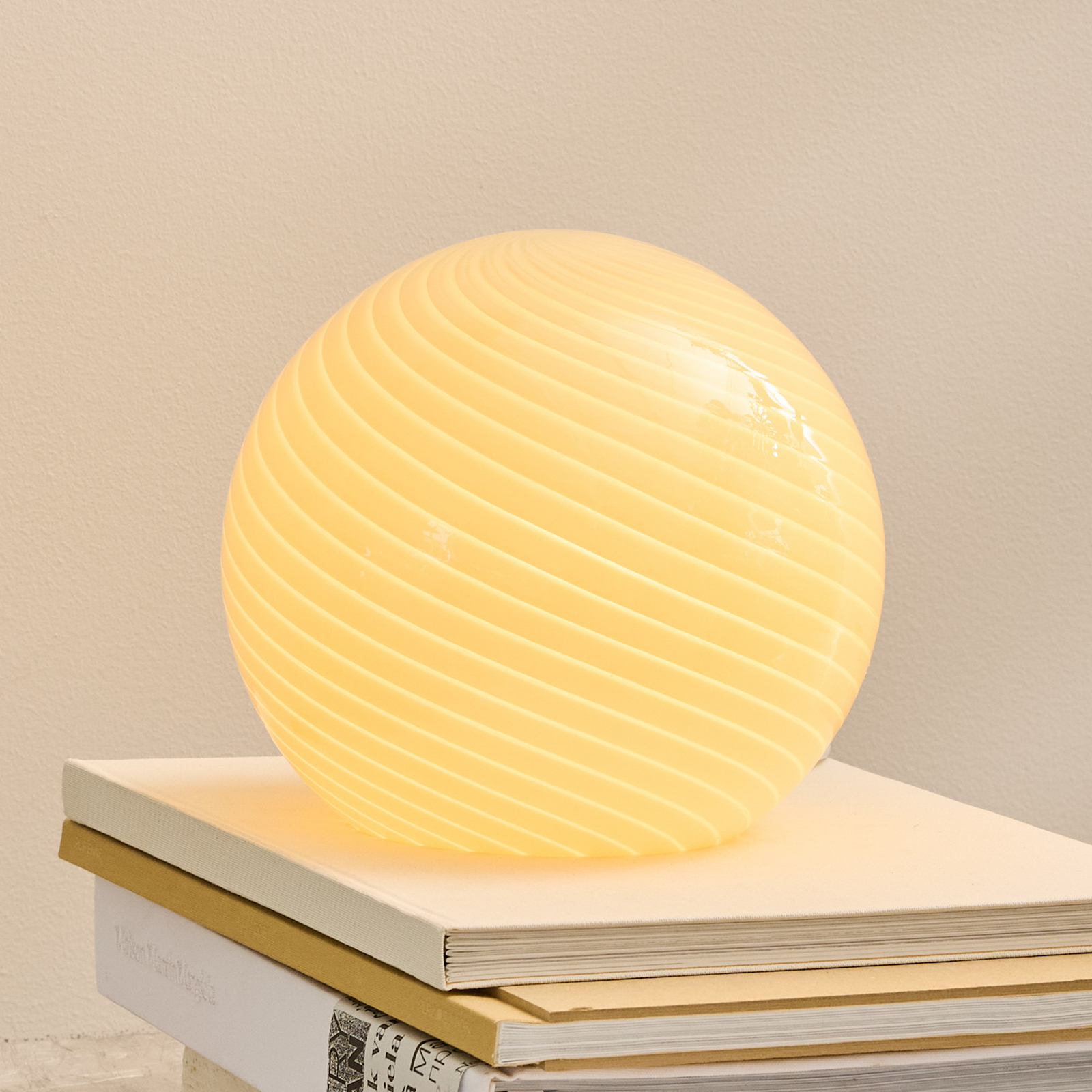 Lampe à poser CANDY, crème, Ø 20 cm, verre, E14 - Halo Design