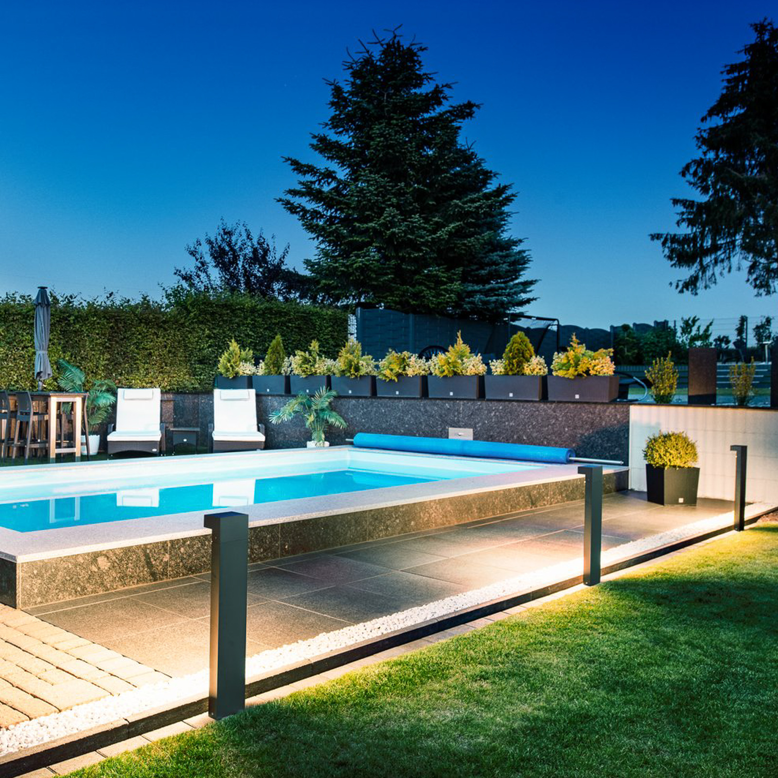 SLV L-Line Out LED path light CCT, height 80 cm, aluminium, 7 W, energy efficiency: A+, W: 15 cm, H: 80 cm