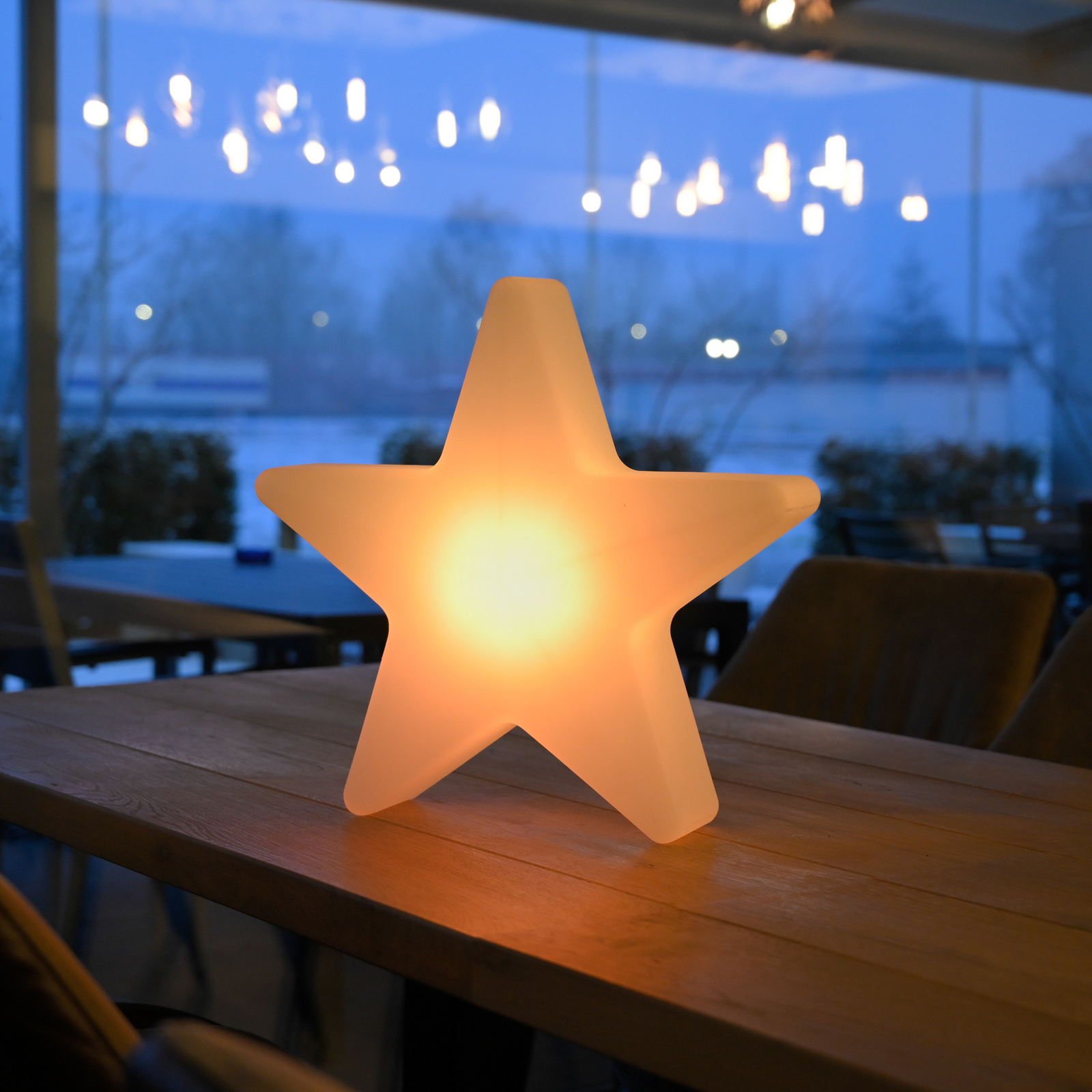 Star LED rechargeable decorative light, H 39.5 cm, IP44, white, RGBW Star LED rechargeable decorative light, H 39.5 cm, IP44, white, RGBW