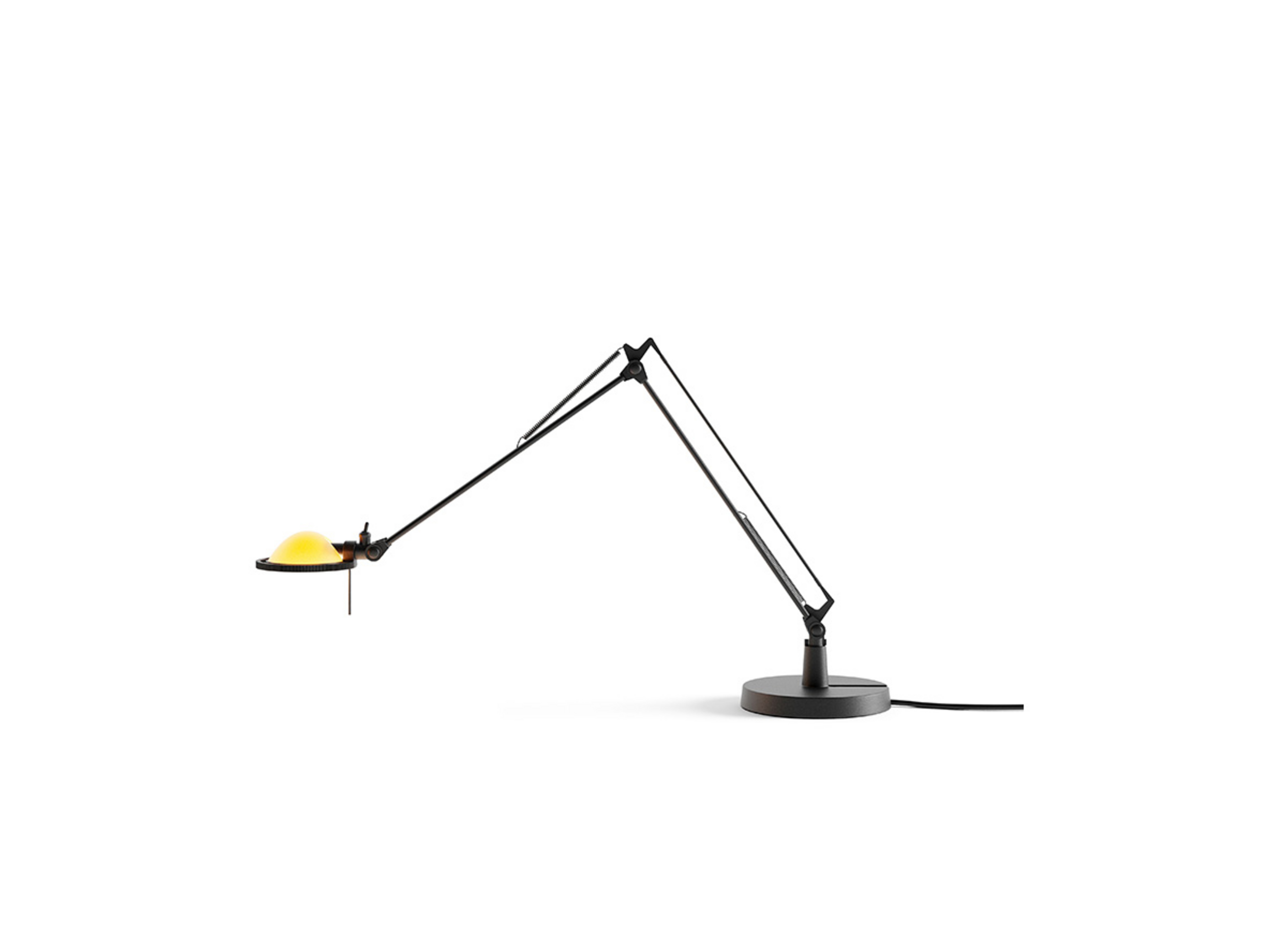 Berenice Bordlampe 30x30 Gul/Sort - Luceplan