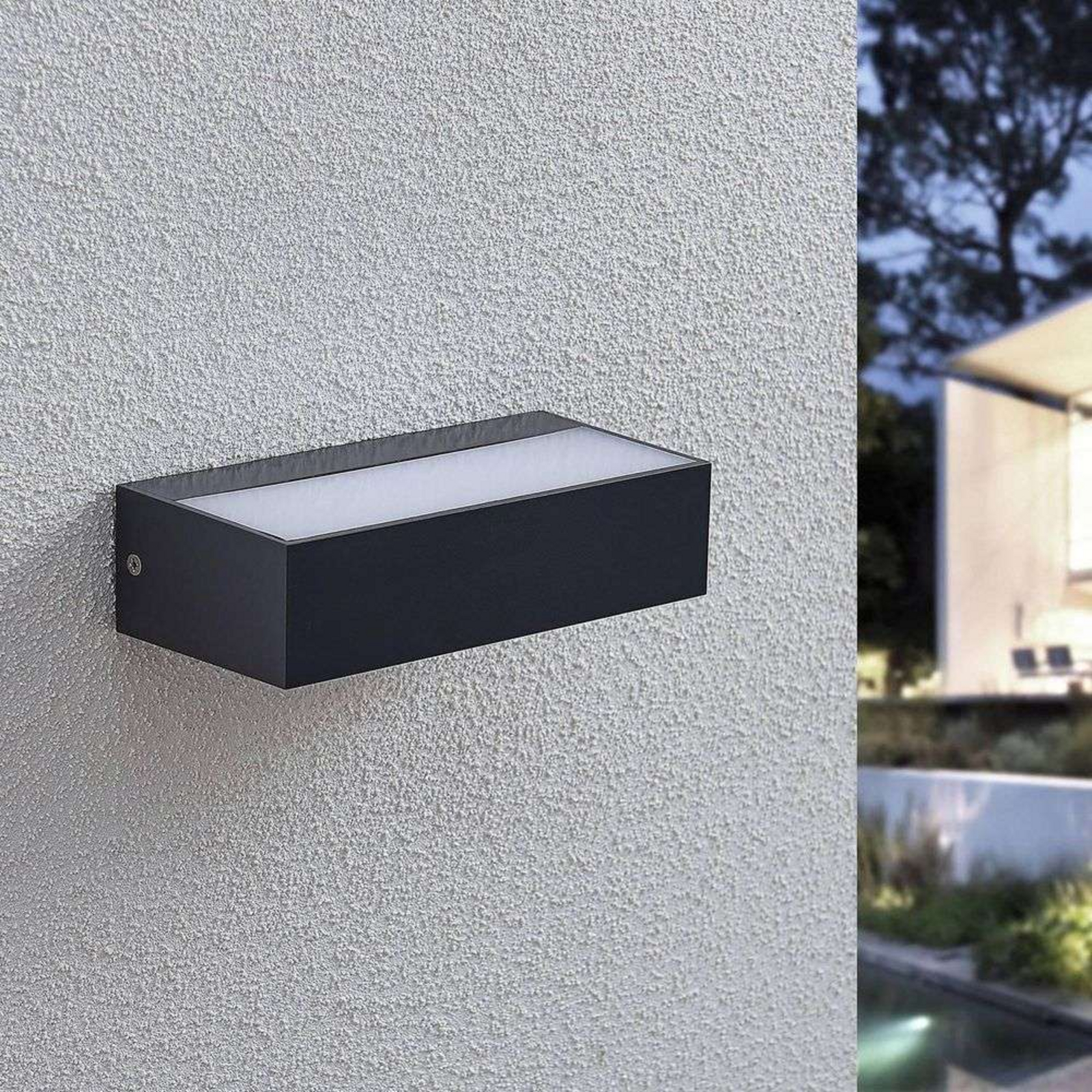 Nienke LED Aplica de Exterior IP65 L17 Dark Grey - Lindby