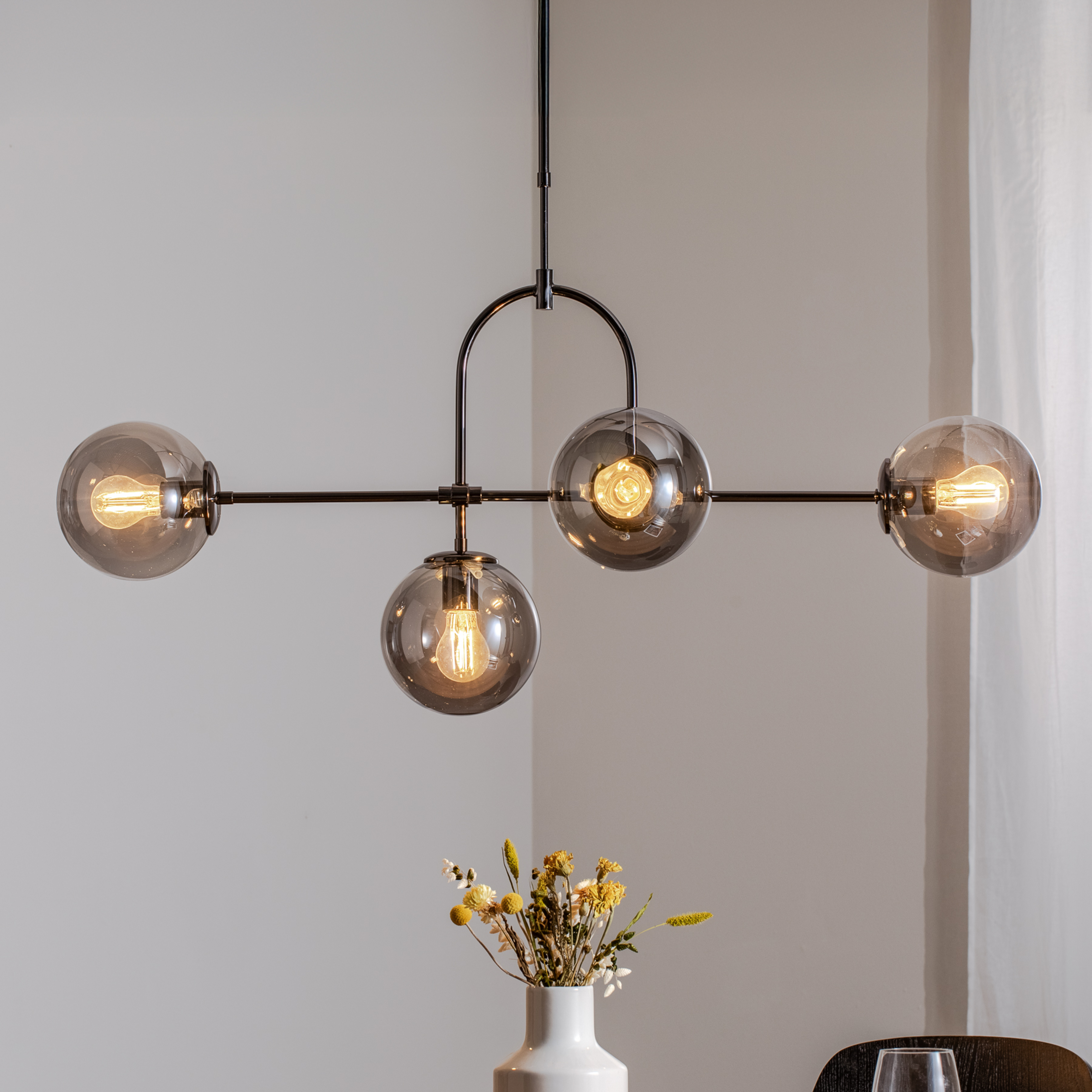 Candeeiro suspenso Portemo, cinzento fumado/níquel, 109x30 cm, vidro 4 lâmpadas