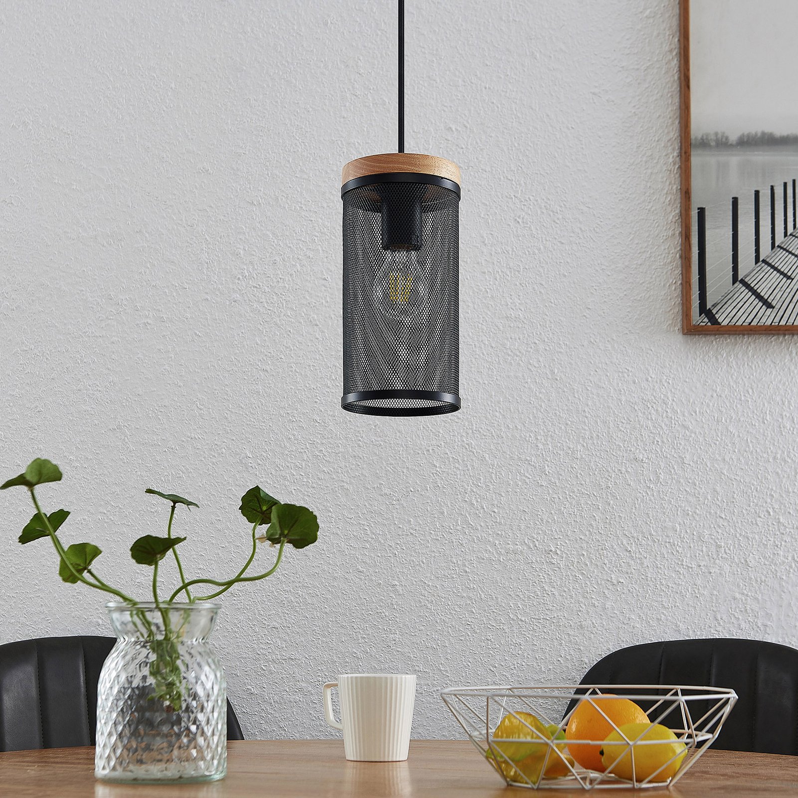 Lindby Kiriya hanging light, 1-bulb