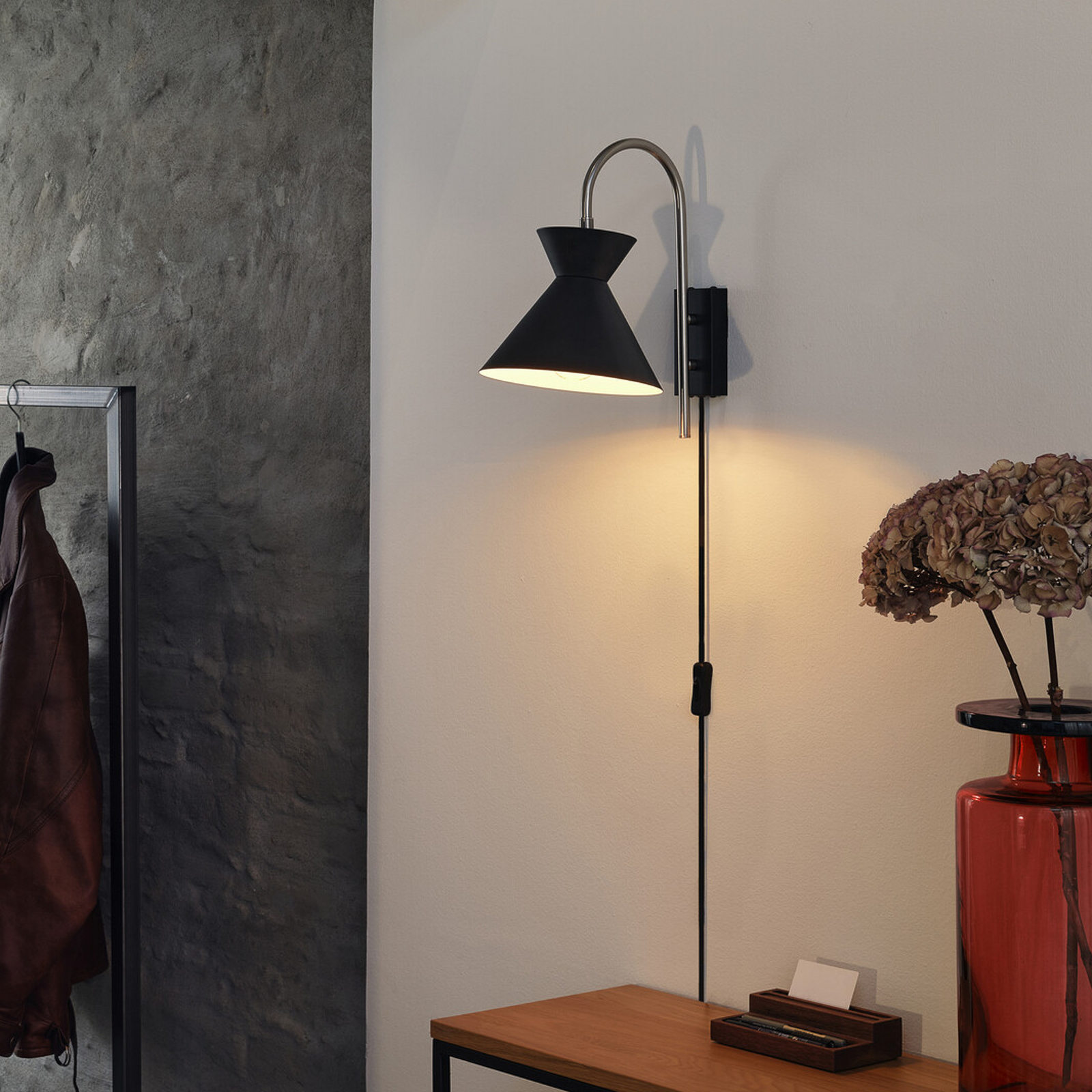 OSRAM wandlamp Decor Waist, staal, zwart, E27, stekker