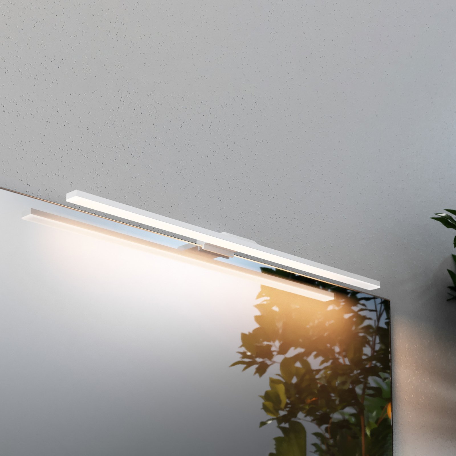 LED bathroom wall lamp Modena, IP44, white, 4,000 K, width 60 cm