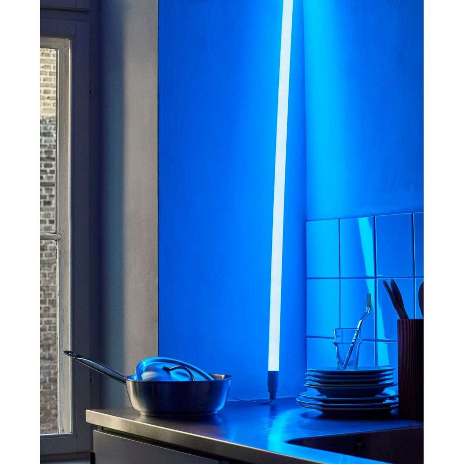 Neon Tube LED Ice Blue - HAY