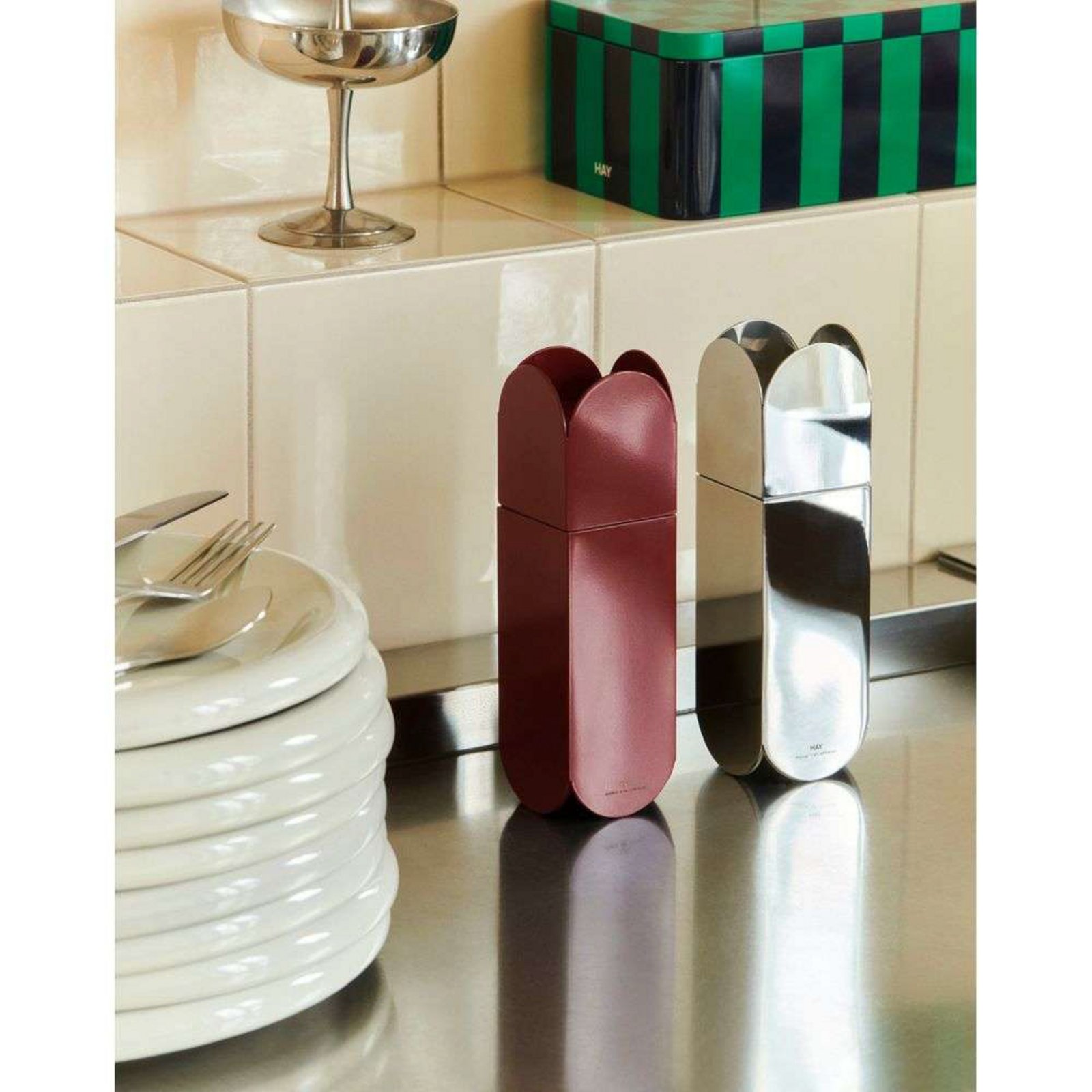 Arcs Salt & Pepper Grinder Burgundy - Hay