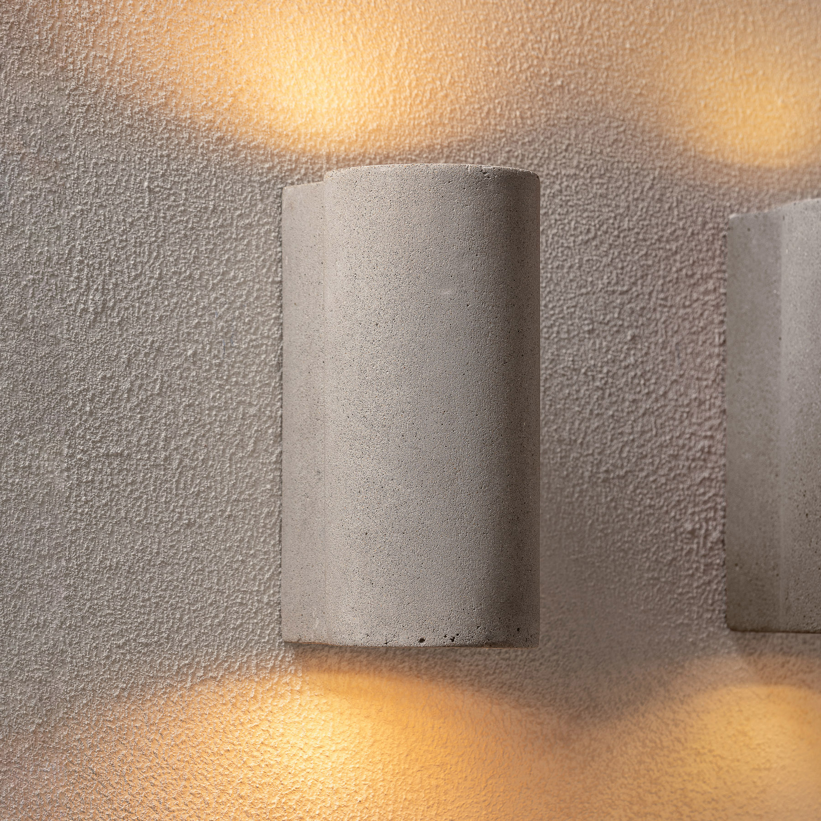 °3 CONCRETE PRIMARY SHAPE væglampe, grå, beton, G9 – Serax