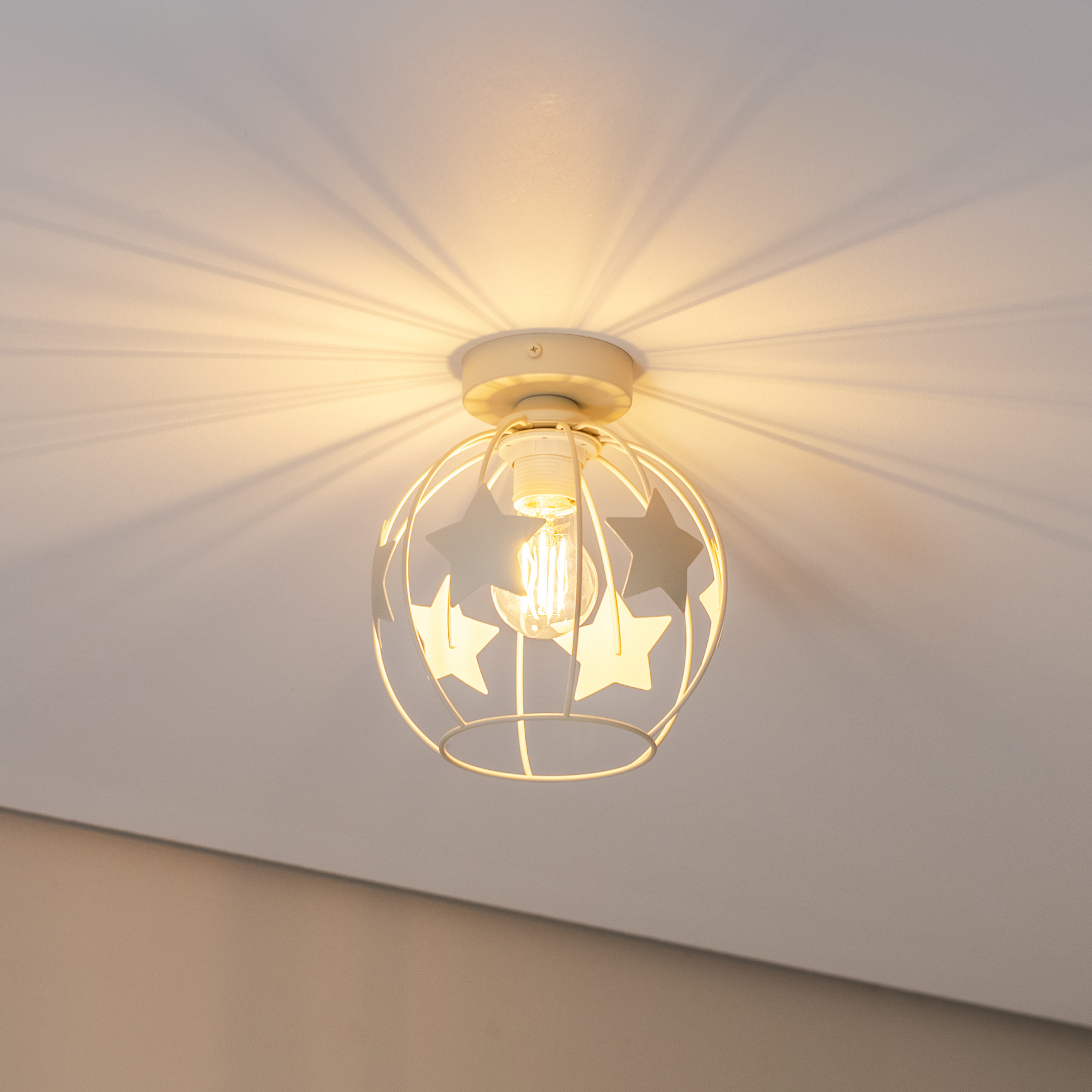 Griestu gaismeklis Stars, smilšu krāsā, metāla, Ø 21 cm