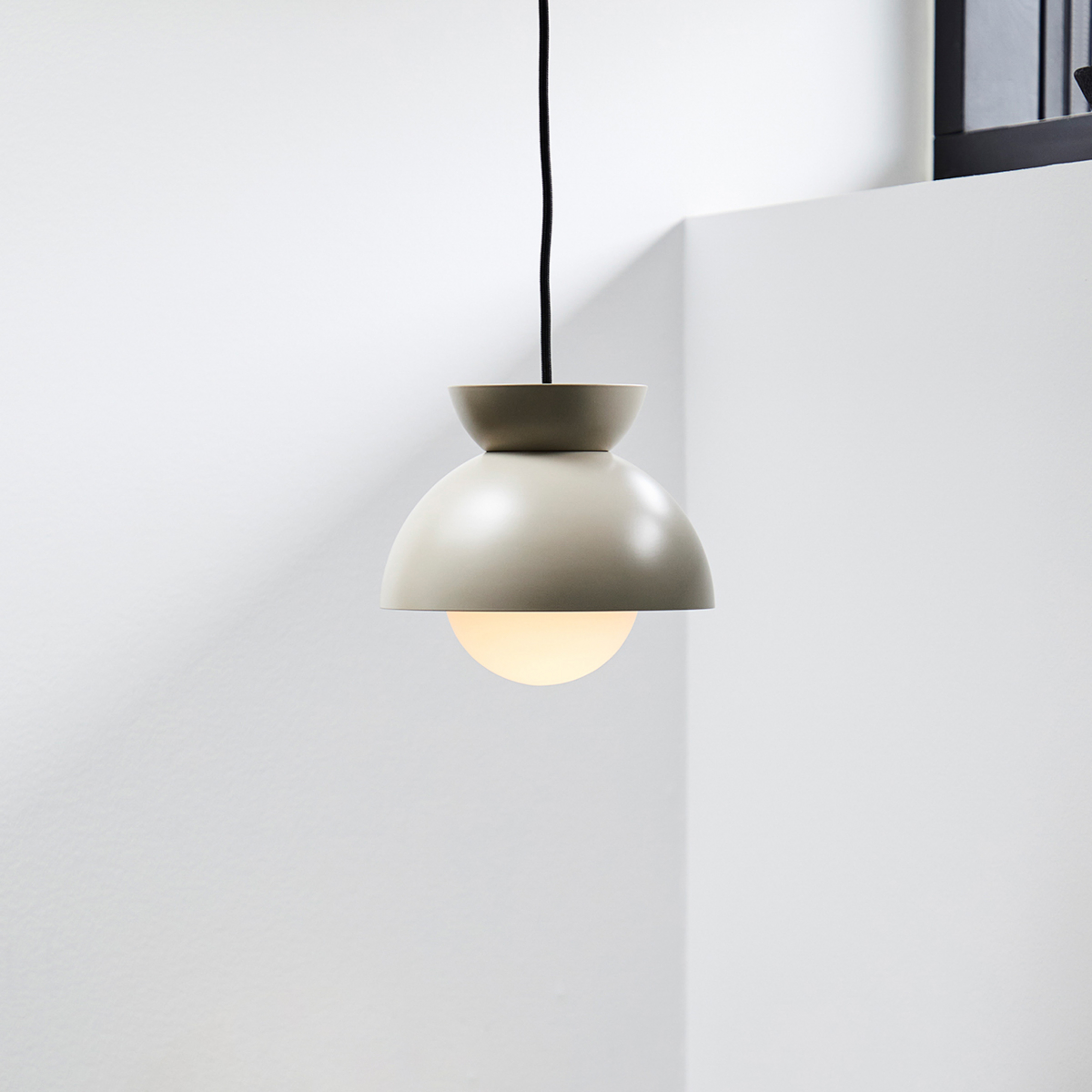 Butterfly Pendelleuchte Ø29 Tan Grey - Frandsen