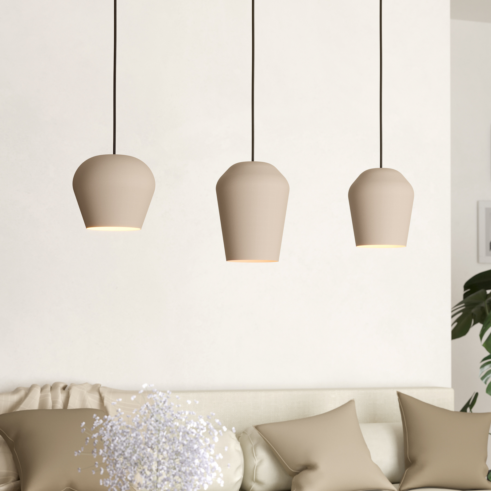 "Cambaito" pakabinamas šviestuvas, trijų lempučių, smėlio spalvos "Cambaito" pakabinamas šviestuvas, trijų lempučių, smėlio spalvos