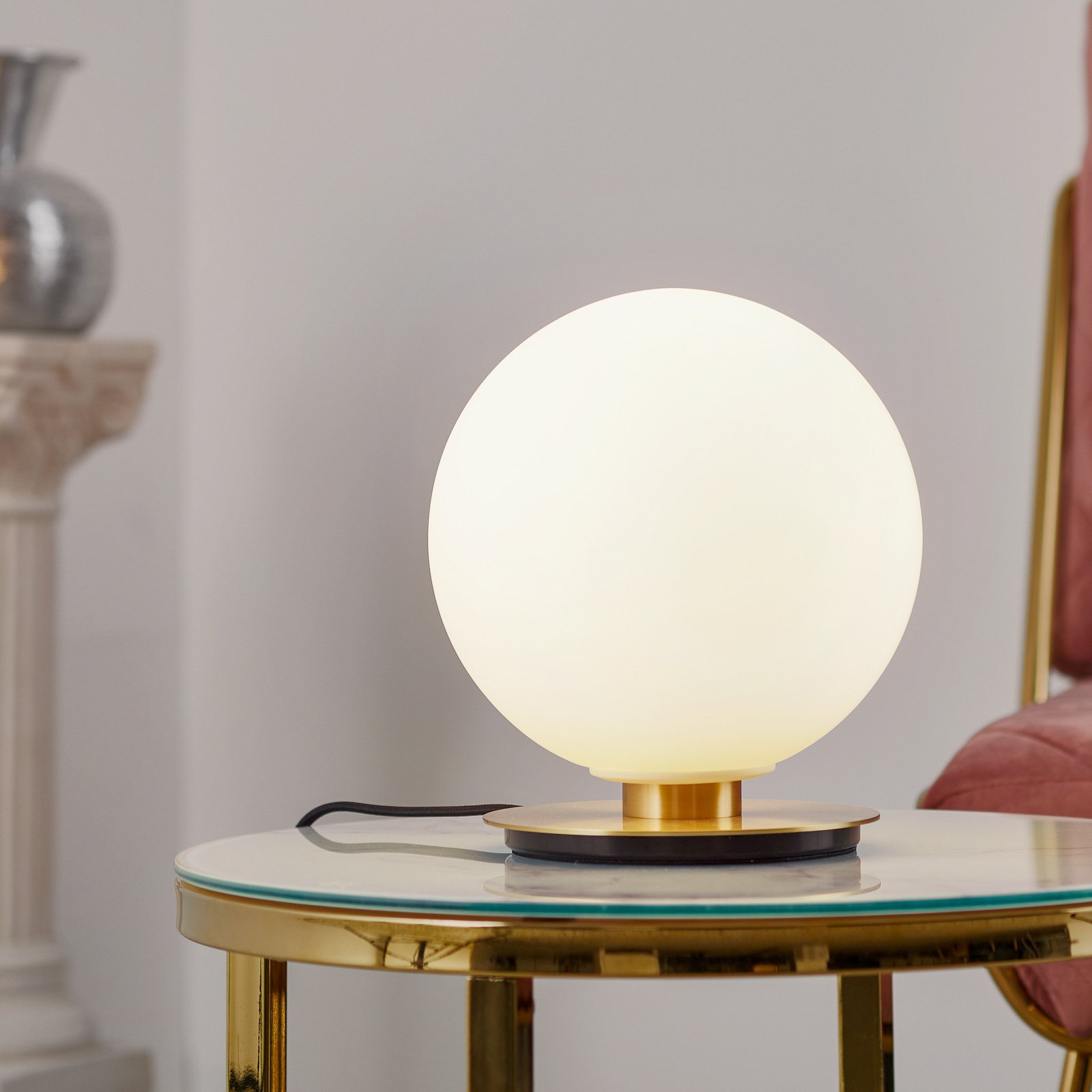 Audo TR Bulb asztali lámpa 22cm sárgaréz/opál matt