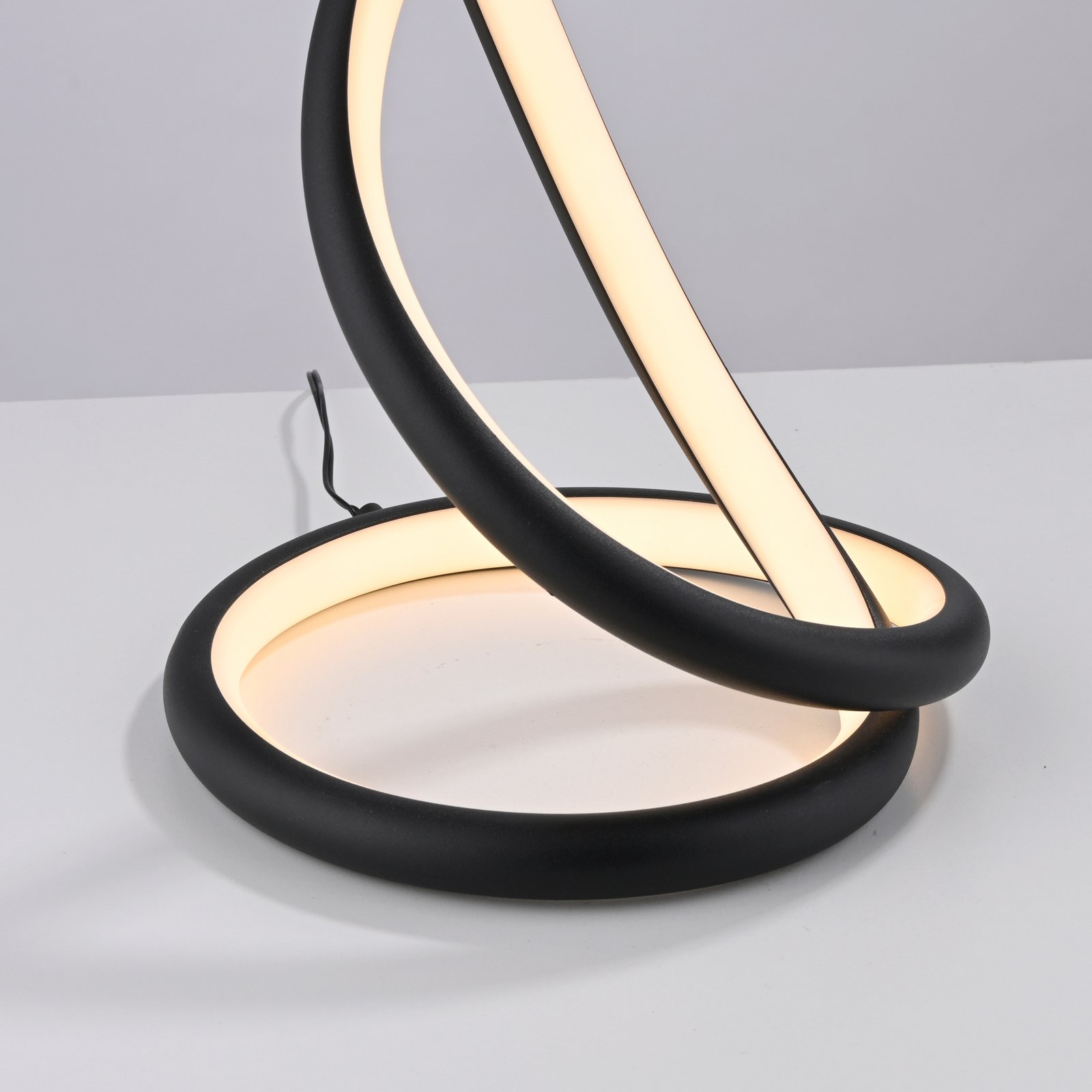 Paul Neuhaus LED stalo lempa Twist, juoda, aukštis 42 cm
