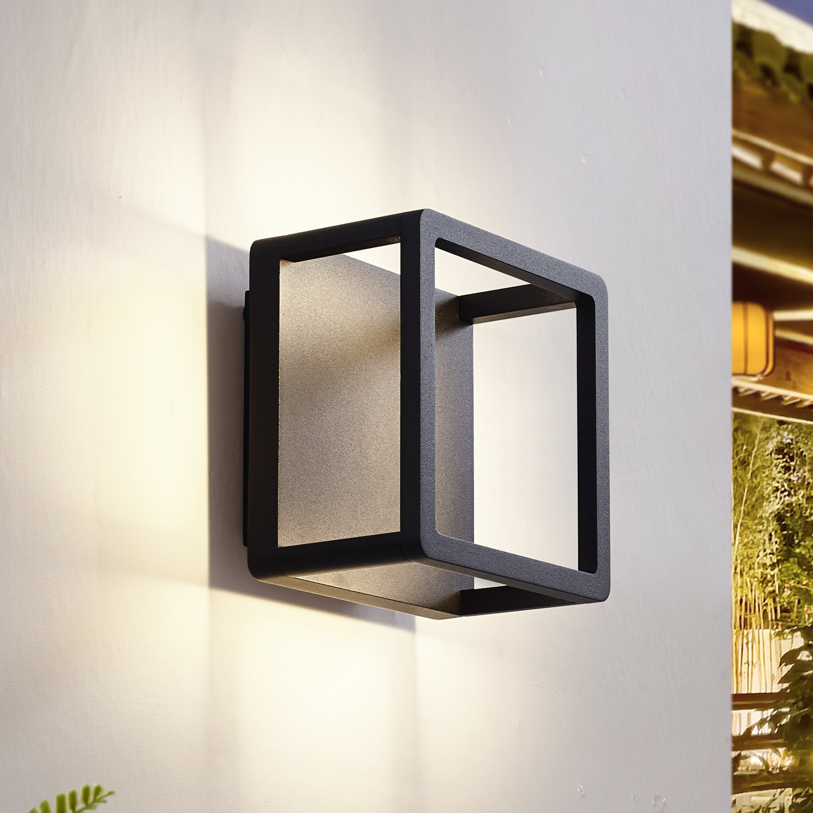 Lucande LED outdoor wall light Thorvid, black, aluminium, 18 cm