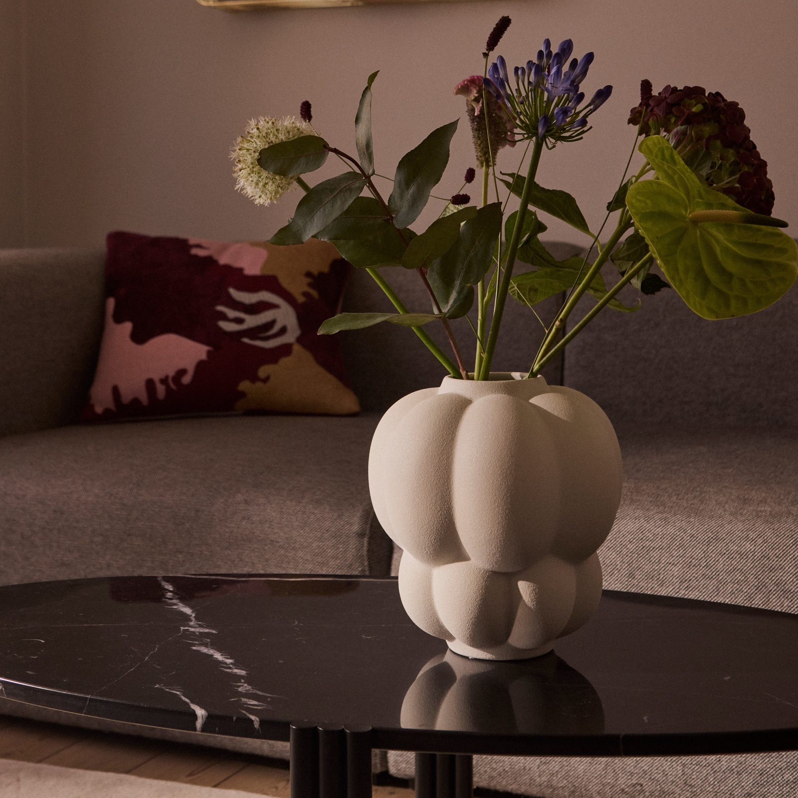 Uva Vase Small Cream - AYTM
