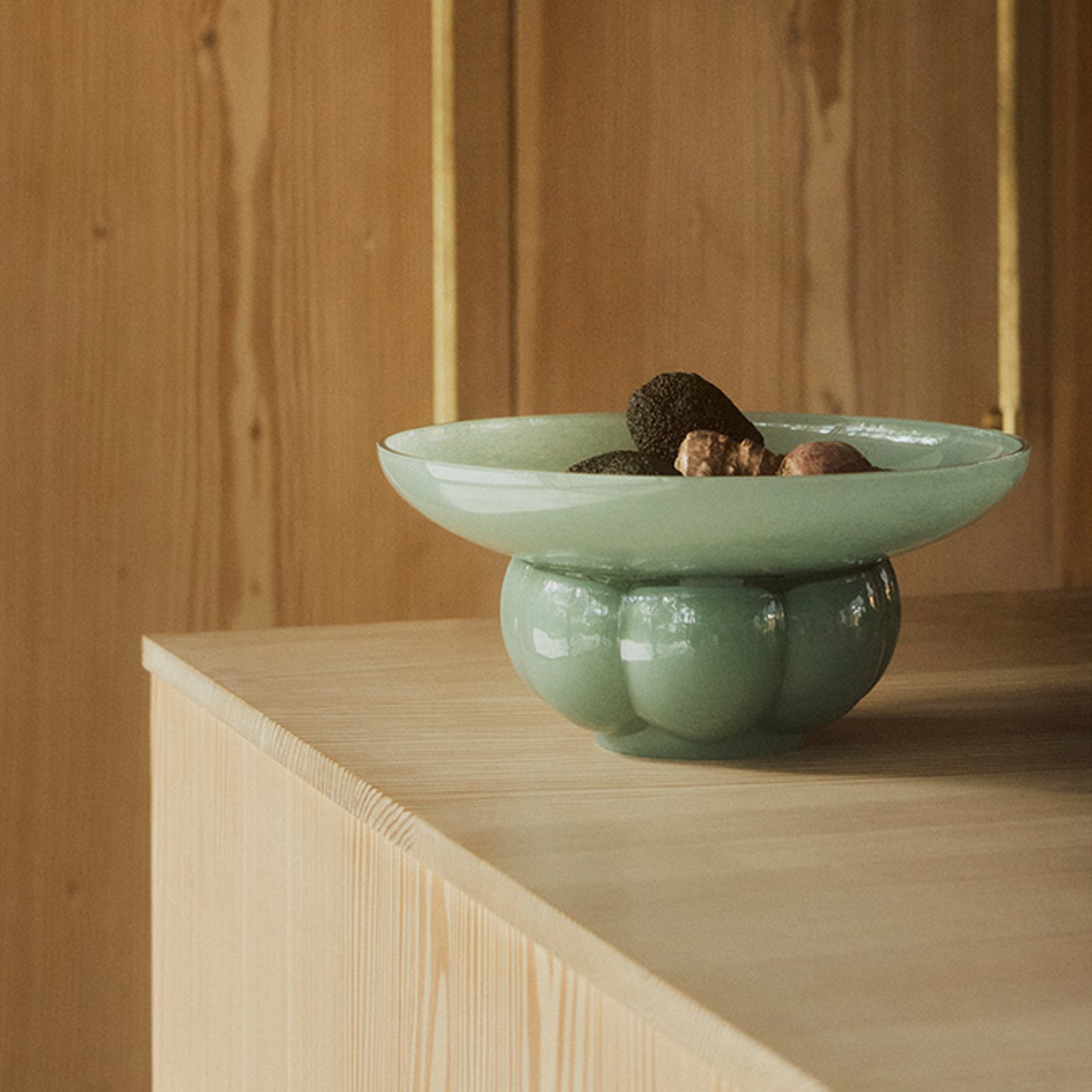 Uva tál, pasztellzöld, üveg, Ø 33 cm - AYTM