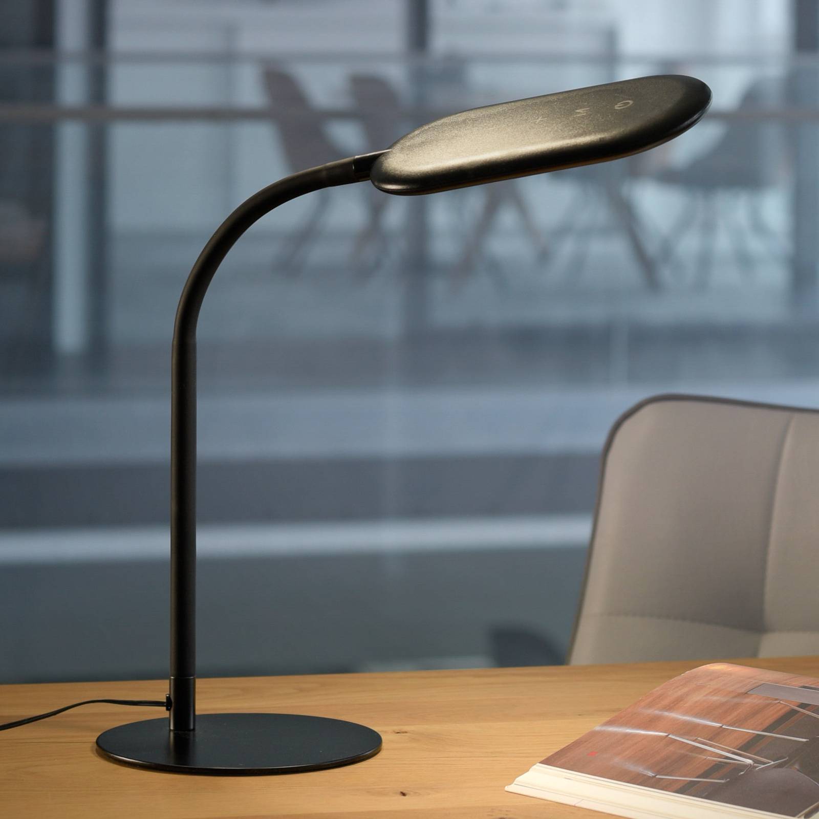 LED asztali lámpa Kelly, CCT szabályozható