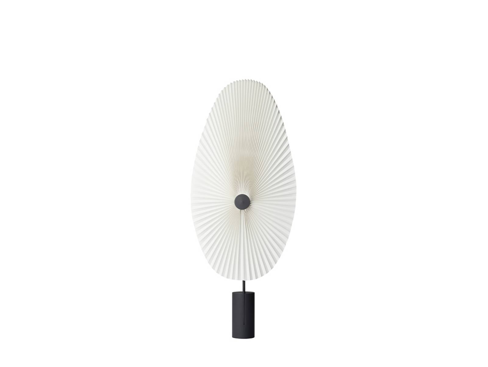GEJST LED-Stehleuchte Liris, schwarz, Höhe 132 cm