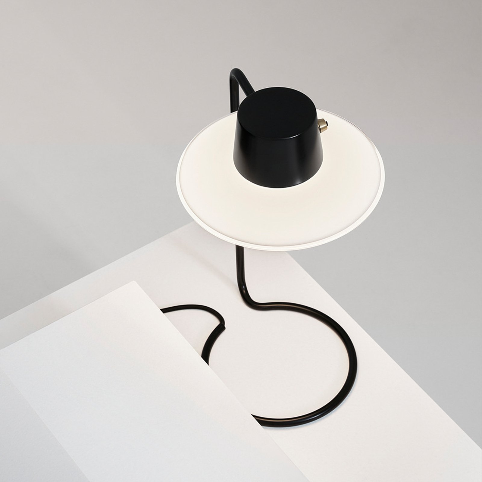 Louis Poulsen AJ Oxford table lampshade opal 41 cm