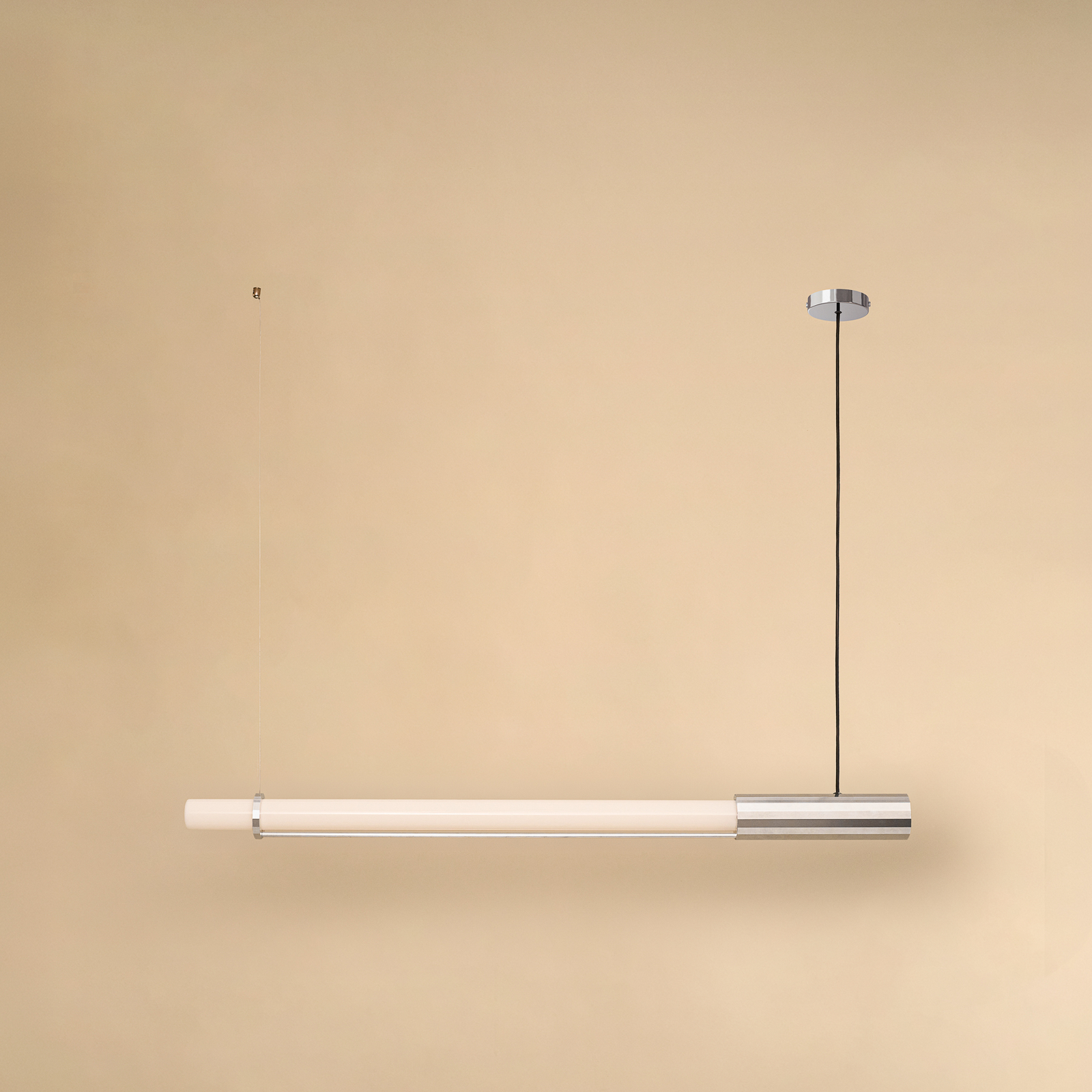 Lampada LED a sospensione In Fine, argento, lunghezza 105 cm - DCW