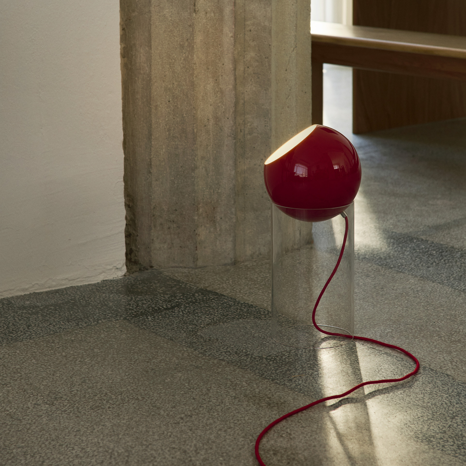 Topan VP14 Lampadaire rouge vermillon E27 - &Tradition