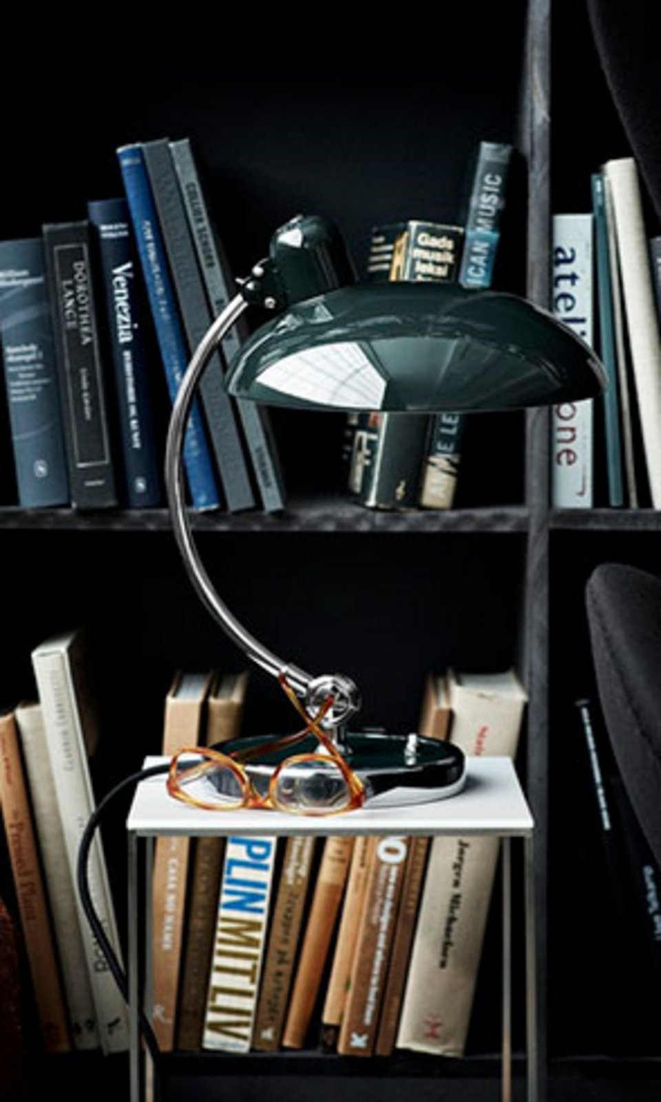 KAISER idell™ 6631-T Table Lamp Dark Green - Fritz Hansen