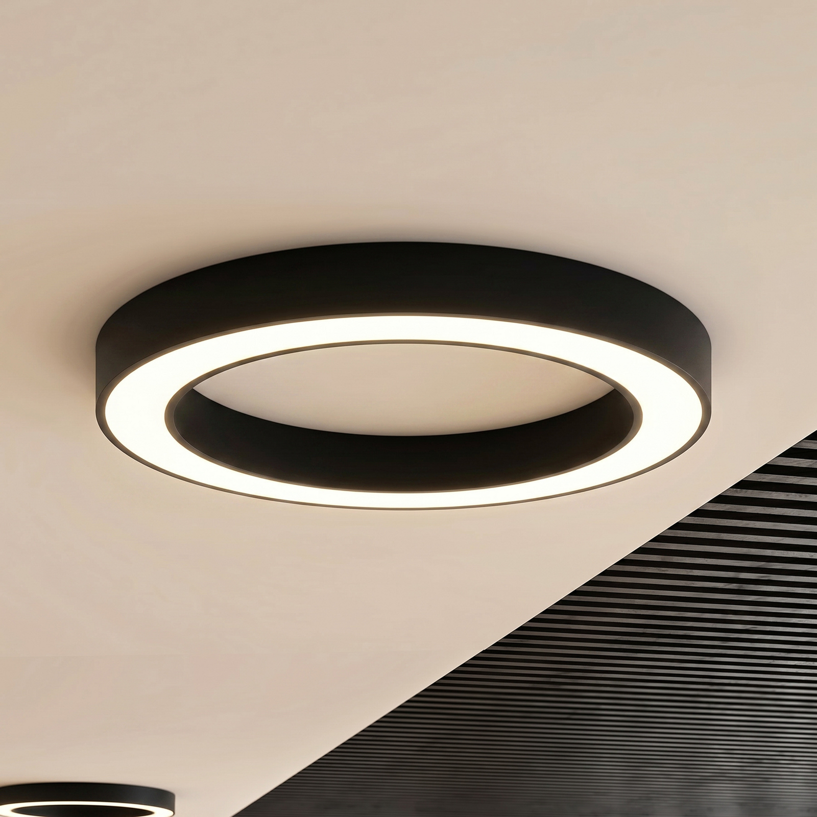 Sharelyn LED-Deckenleuchte, schwarz, Ø 80 cm, dimmbar, CCT - Arcchio