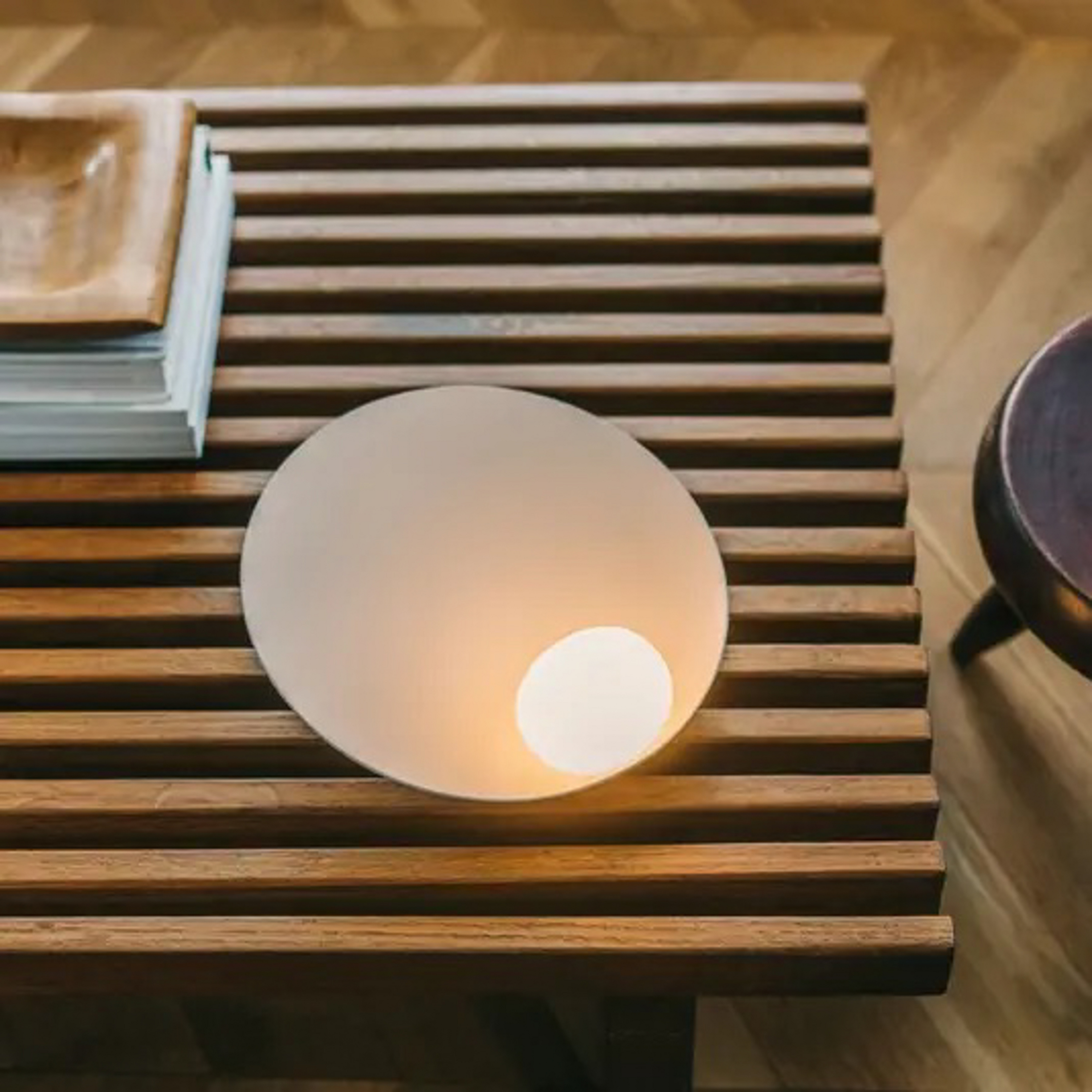 Musa 7402 LED stolna lampa, horizontalna, bijela - Vibia