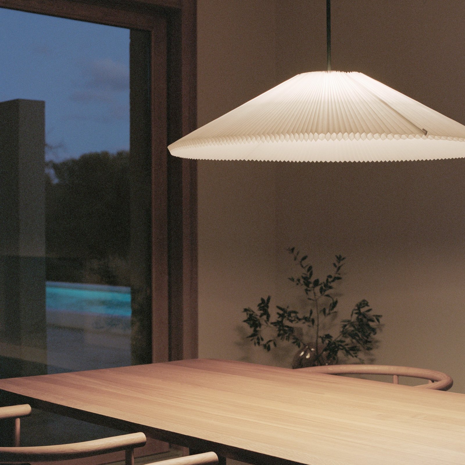 New Works LED pendant light Nebra, Ø 90 cm, white, customisable