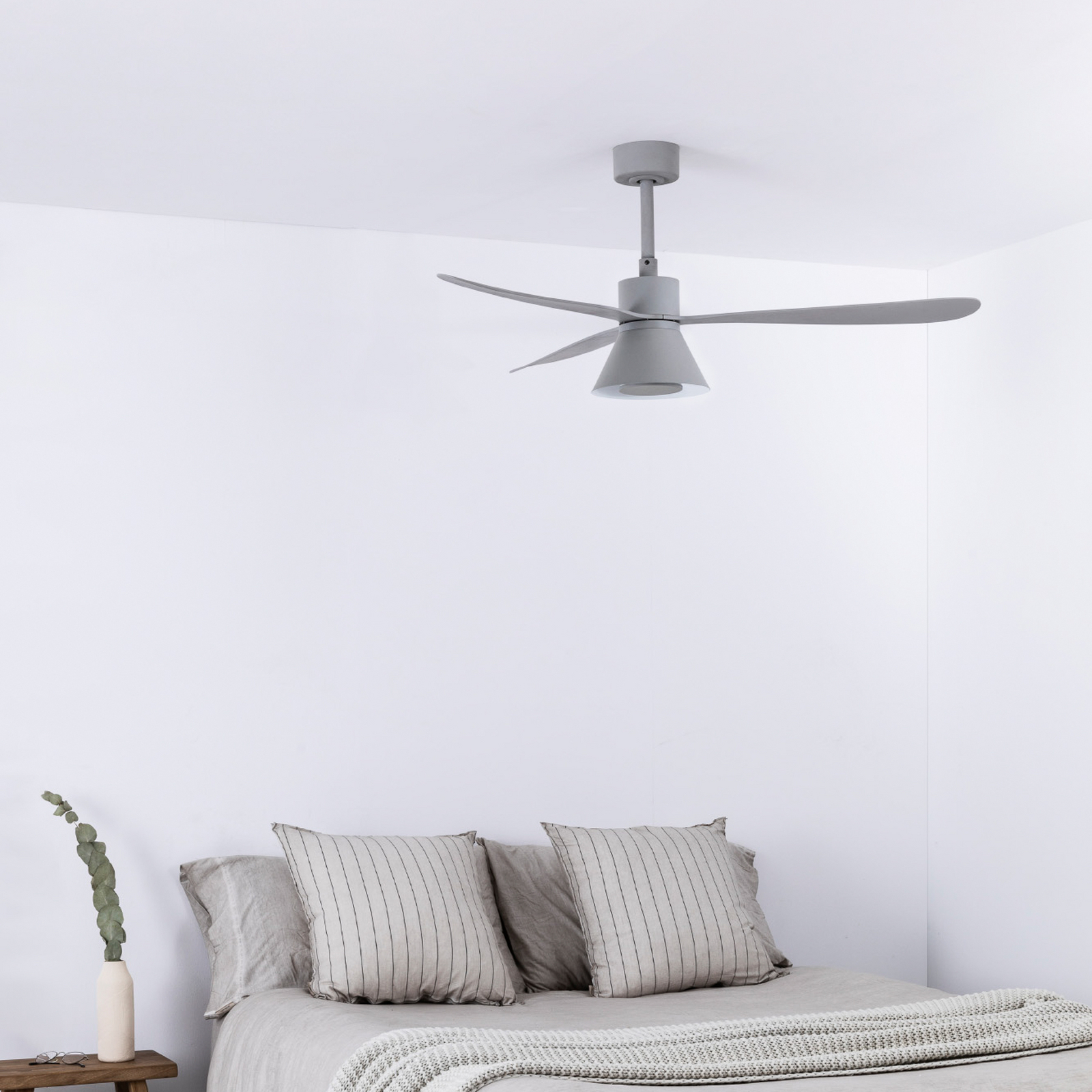 Ventilator de tavan cu LED Amelia Cone L, gri, curent continuu, silențios, 132