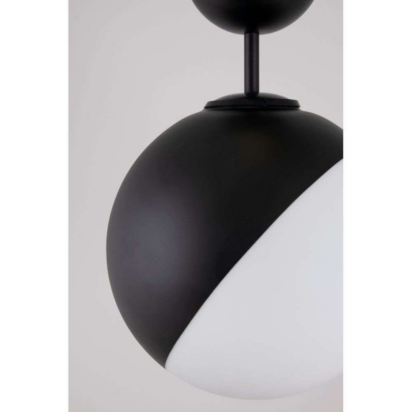 Contur 25 Plafonieră IP44 Black/White - Globen Lighting