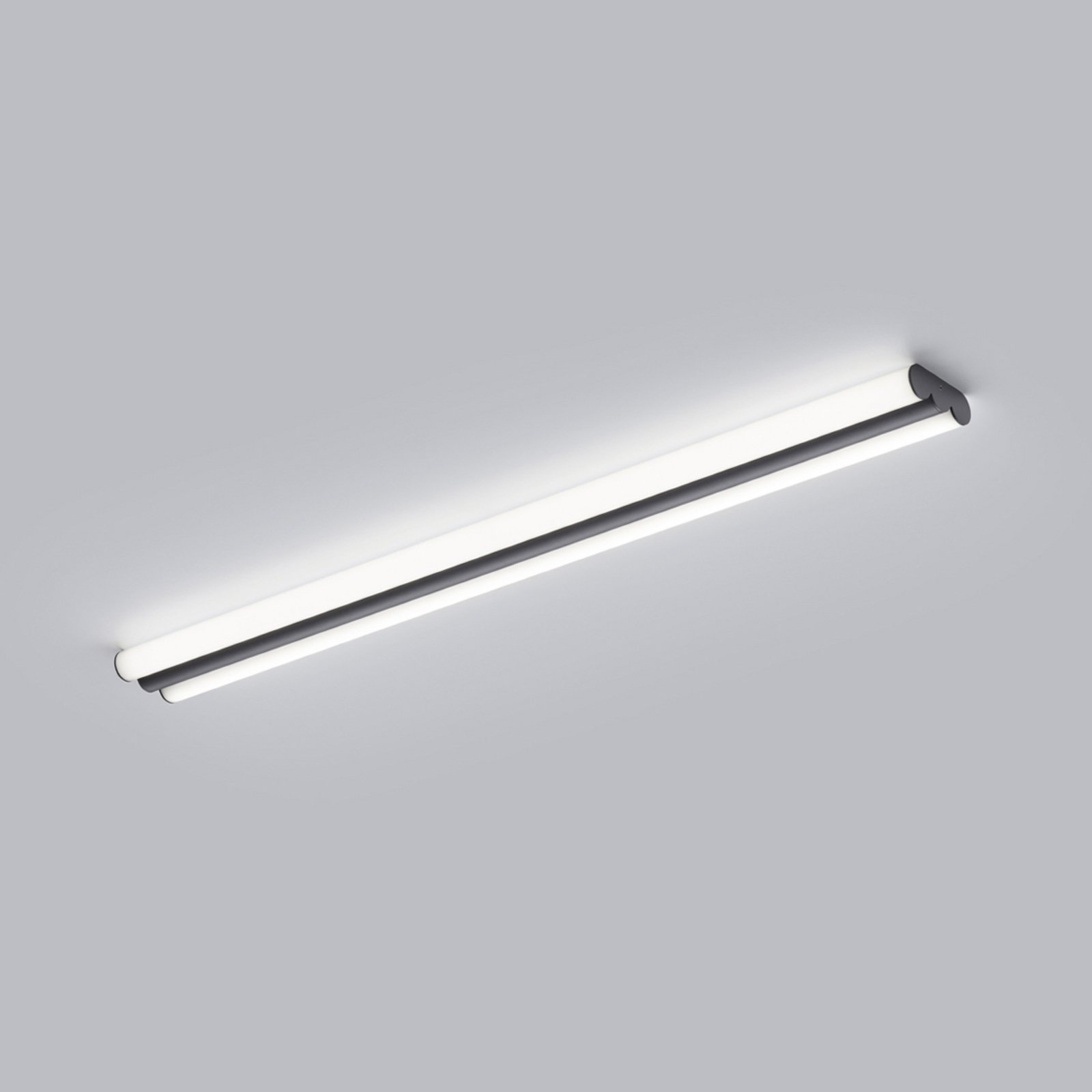 Helestra LED mirror lamp LOOM, length 120 cm, black, IP44