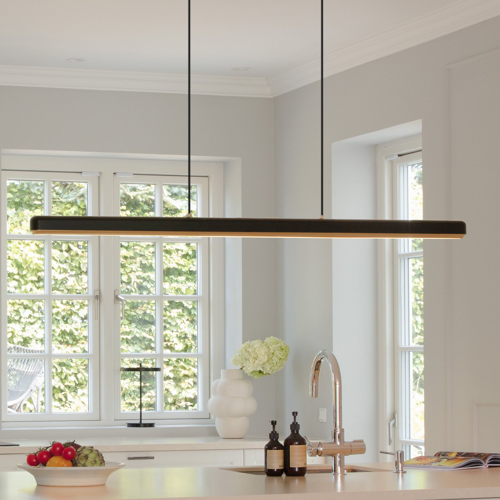UMAGE LED hanging light Hazel Branch, CCT function, dimmable