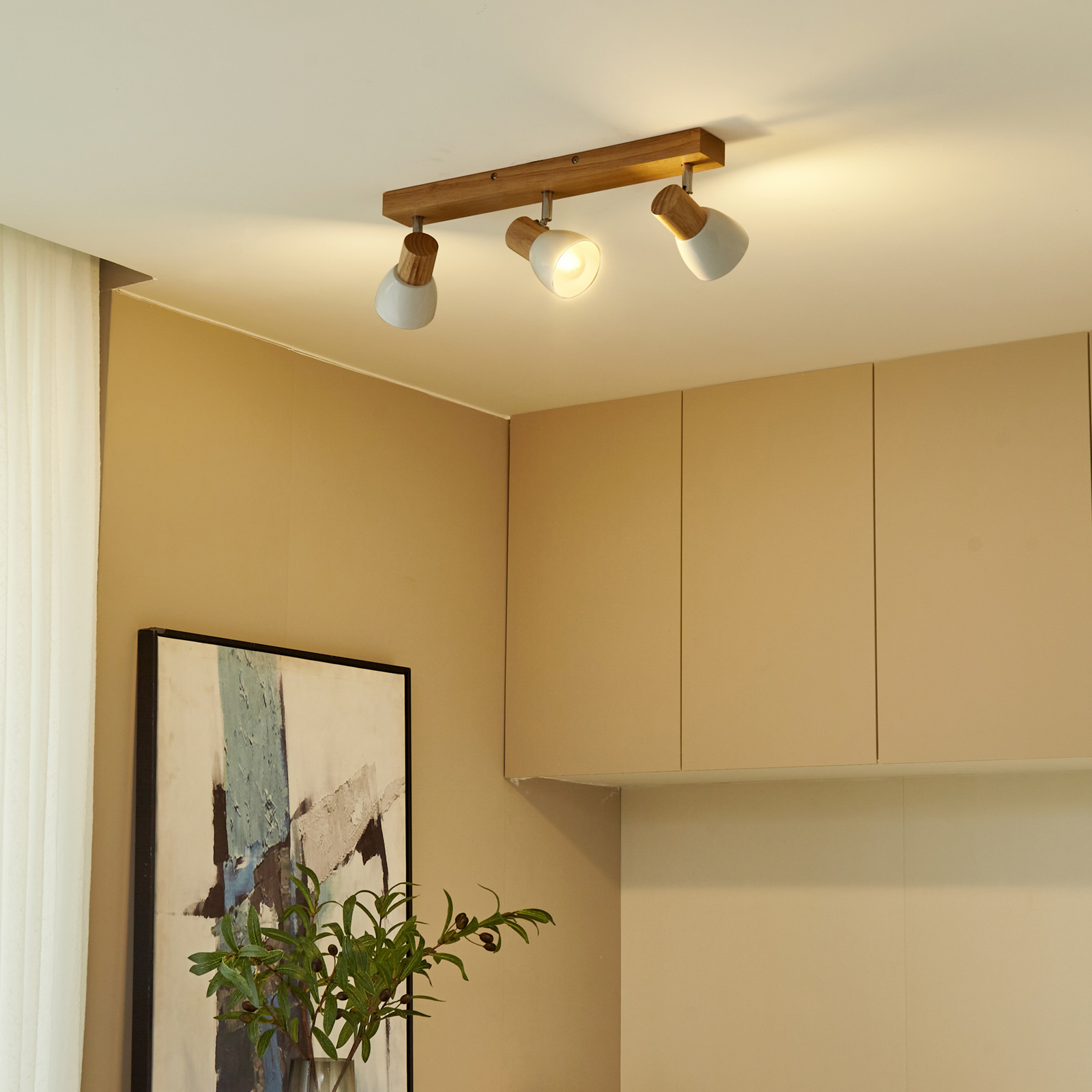 Plafondlamp Thorin met drie lampjes met hout