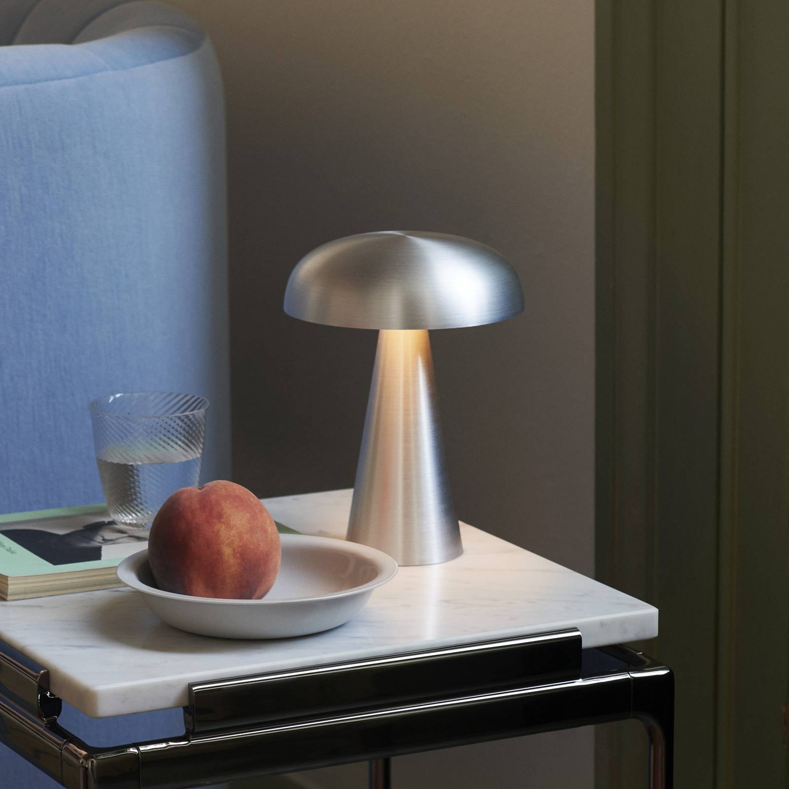 Levně &Tradiční dobíjecí stolní lampa Como SC53, barva hliníku