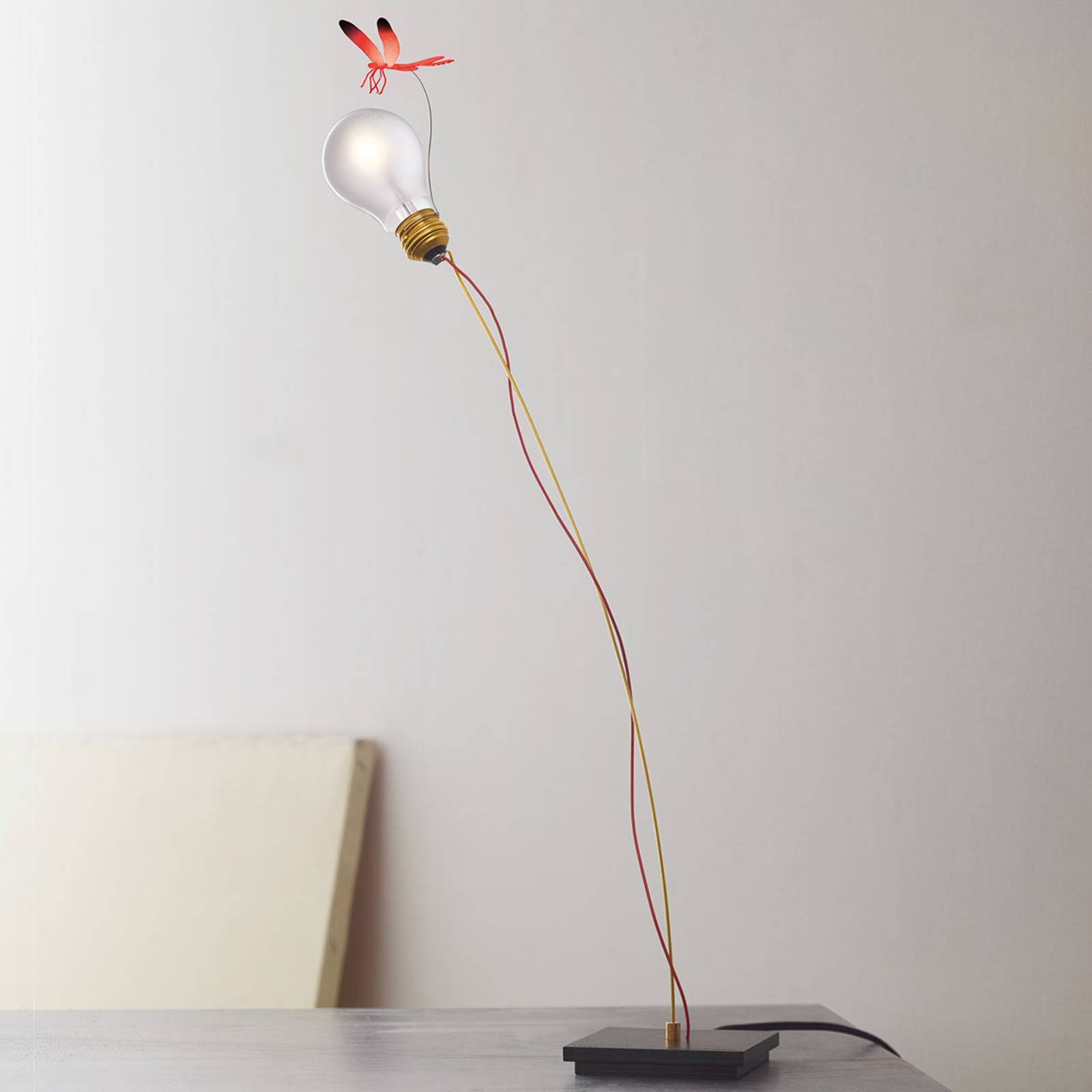 Ingo Maurer Table lamp I Ricchi Poveri Bzzzz - red dragonfly, for Living / Dining Room, steel, brass, anodised aluminium, E27, 35 W, H: 60 cm
