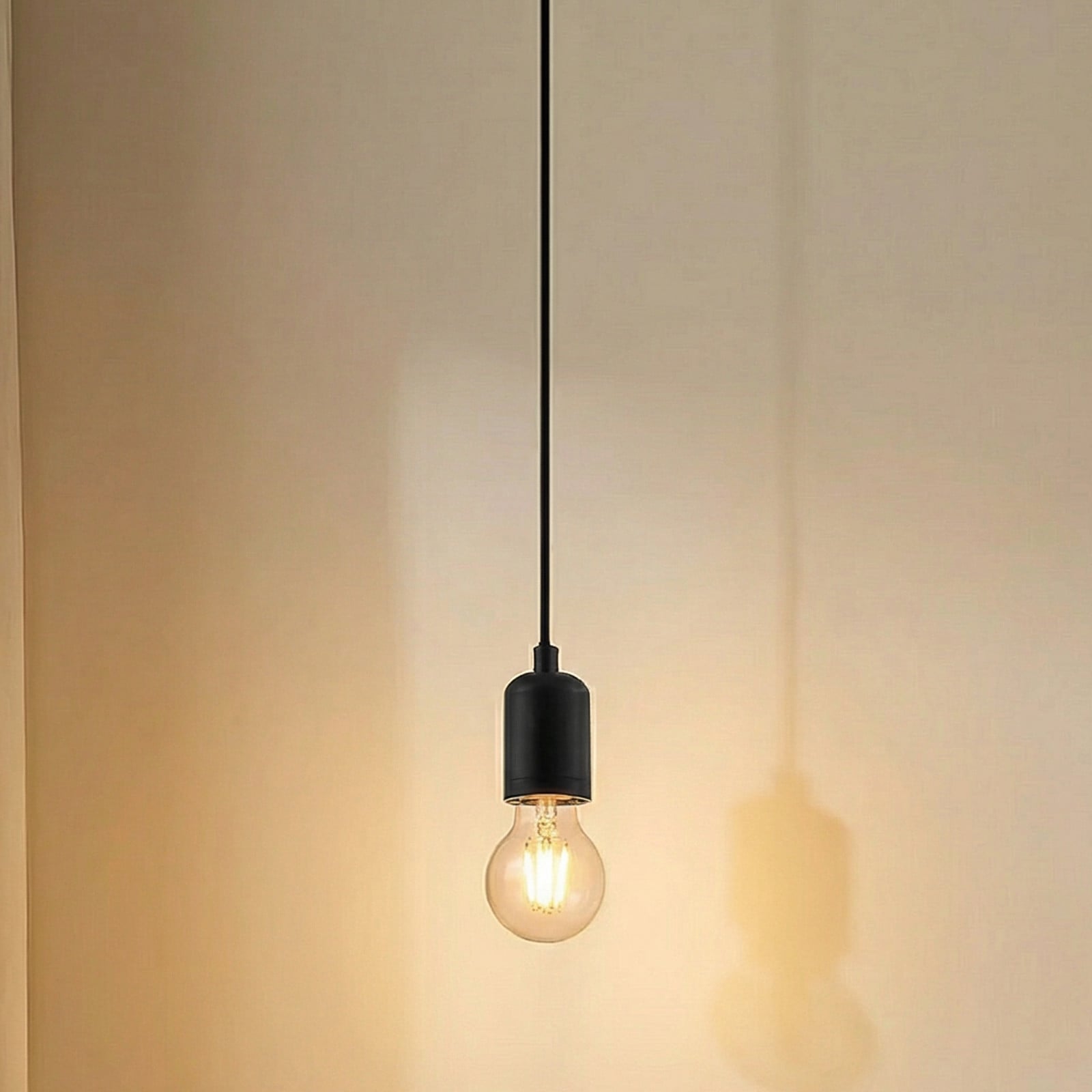 Lampă suspendată Lindby Hattie soclu E27 negru Ø 47 cm - Camera de zi / sufragerie - Modern - Aluminiu