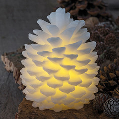Świeca LED Clara w kształcie stożka, wysokość 14 cm