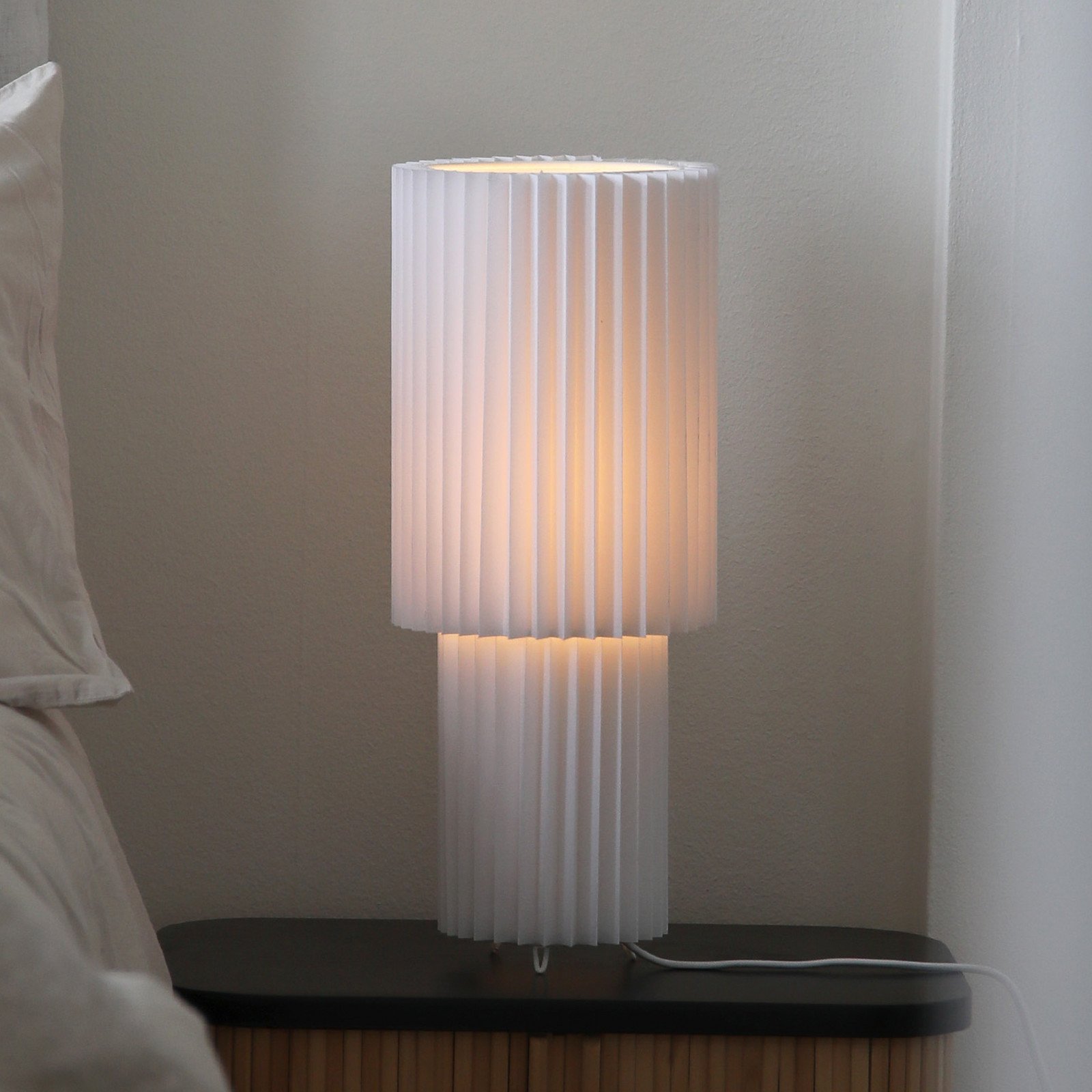 Markslöjd Lampă de masă Catis alb 45 cm înălțime textil E27 - Camera de zi / sufragerie - Modern - Plastic