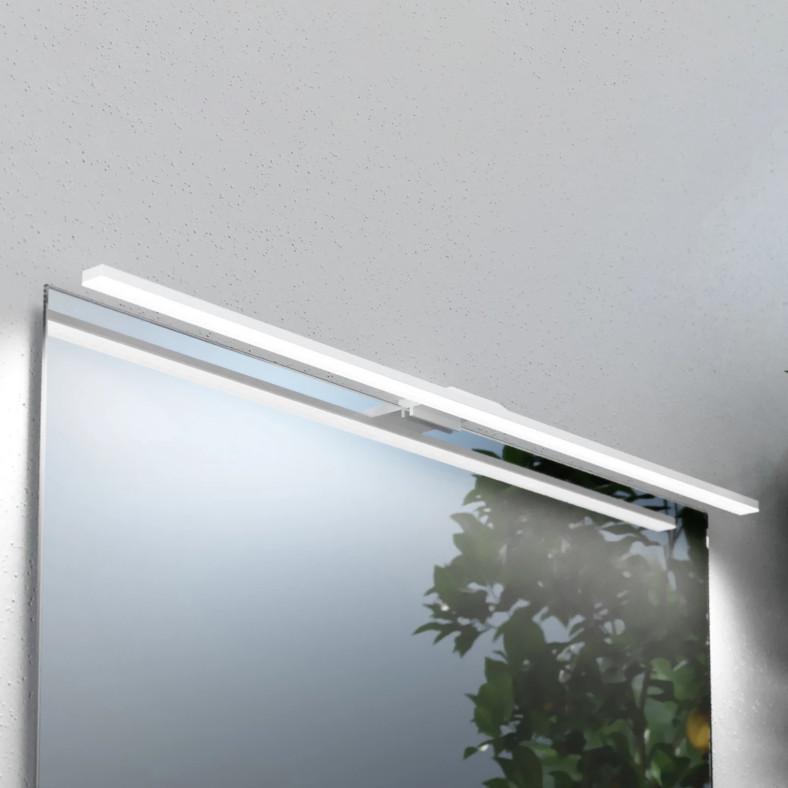 LED-Spiegelleuchte Triga, IP44, weiß, 80cm, 3.000K