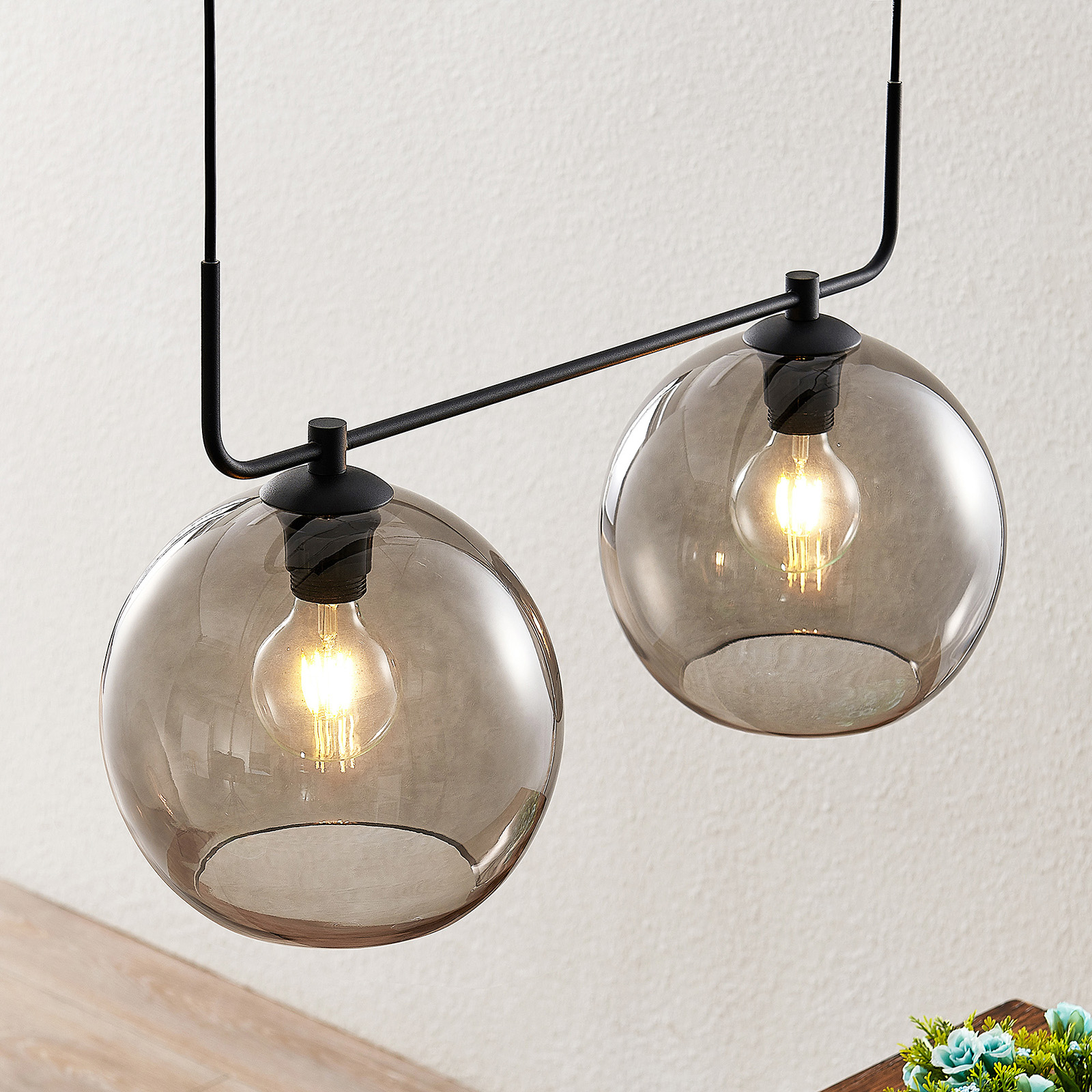 Lindby Dasita hanglamp, rookglas, 2-lamps