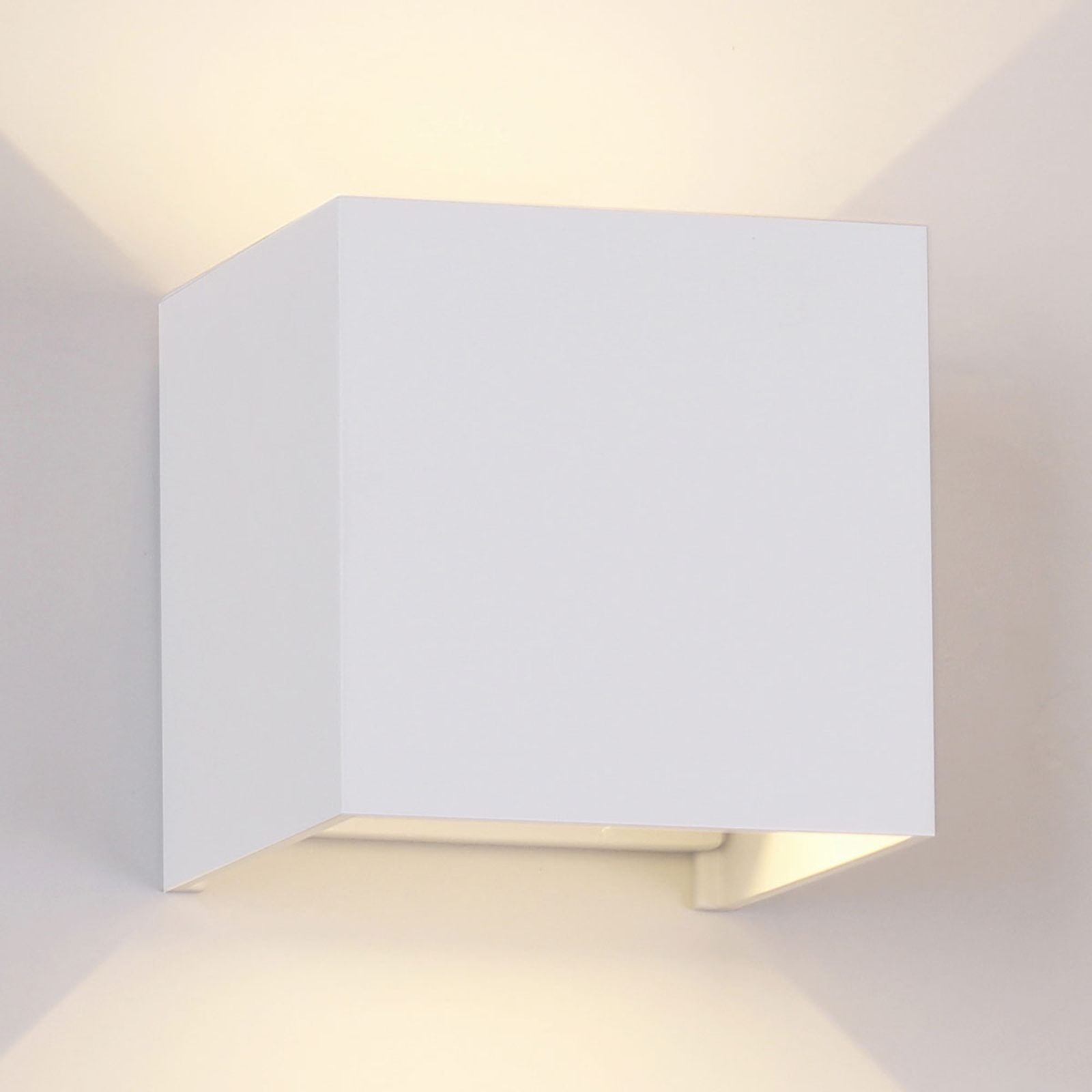 LED outdoor wall light Davos angular