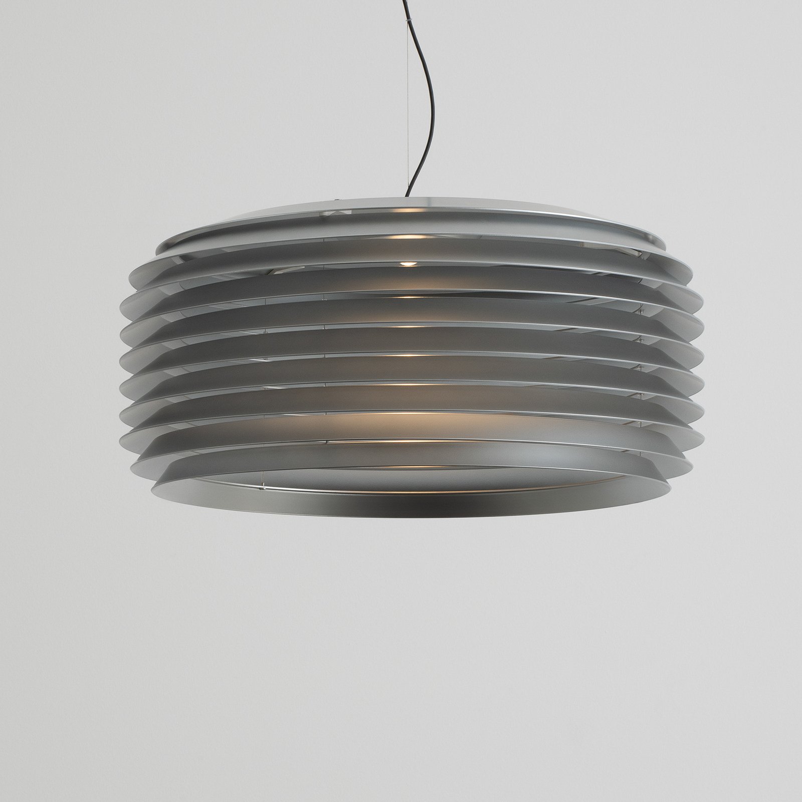 Lampă suspendată Artemide Slicing LED, IP65, Ø 63 cm