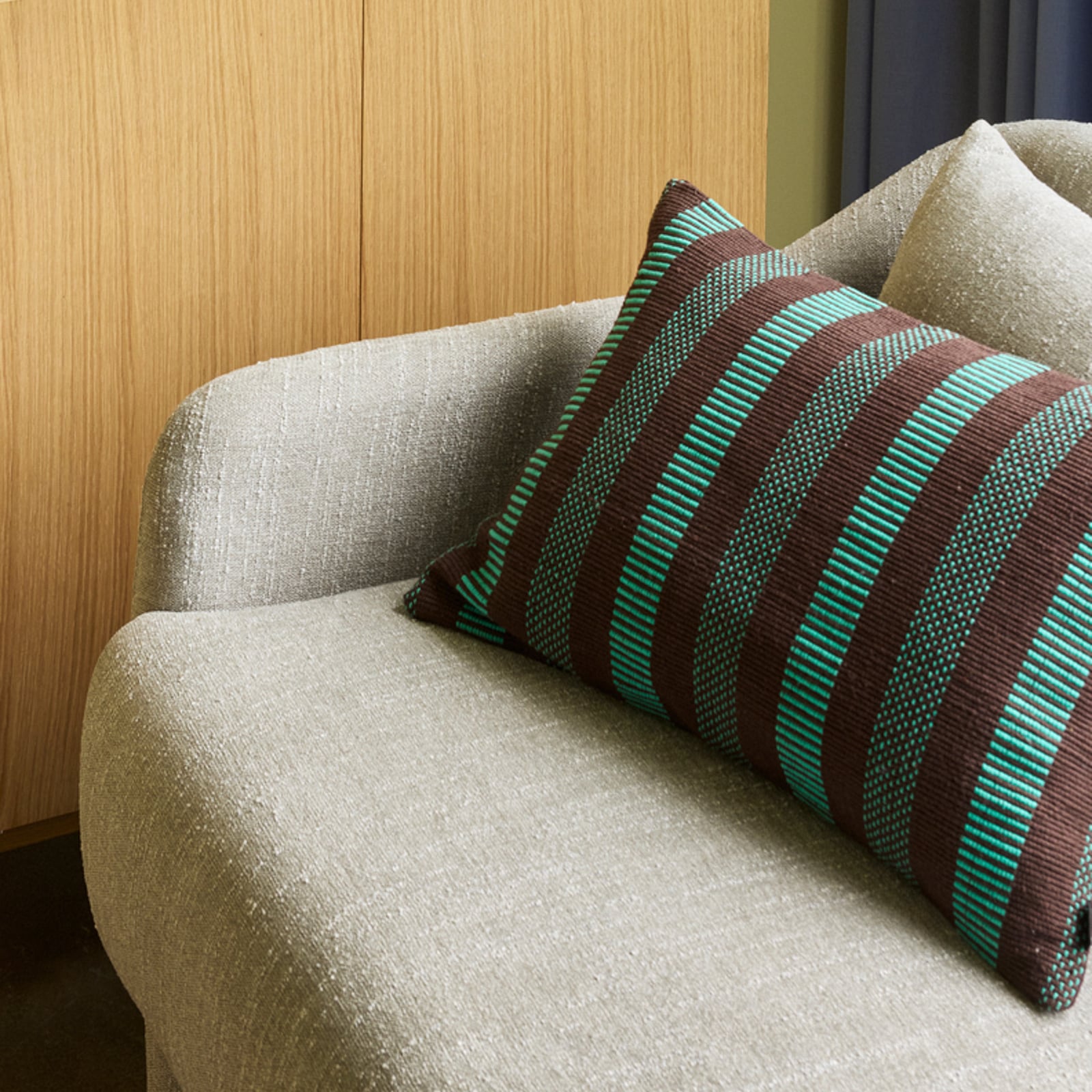 Cuscino Morph marrone, larghezza 40 cm - Hübsch