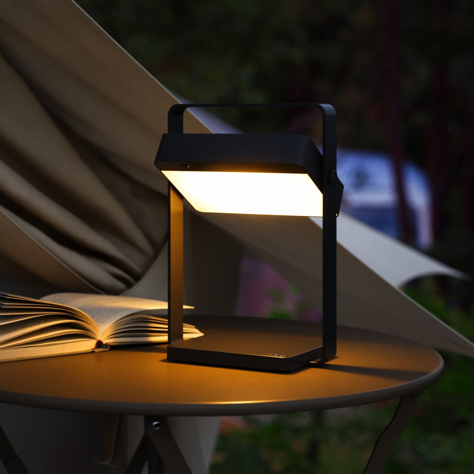 Lampe de table LED solaire Saulio, noir, IP44, alu, USB, accu