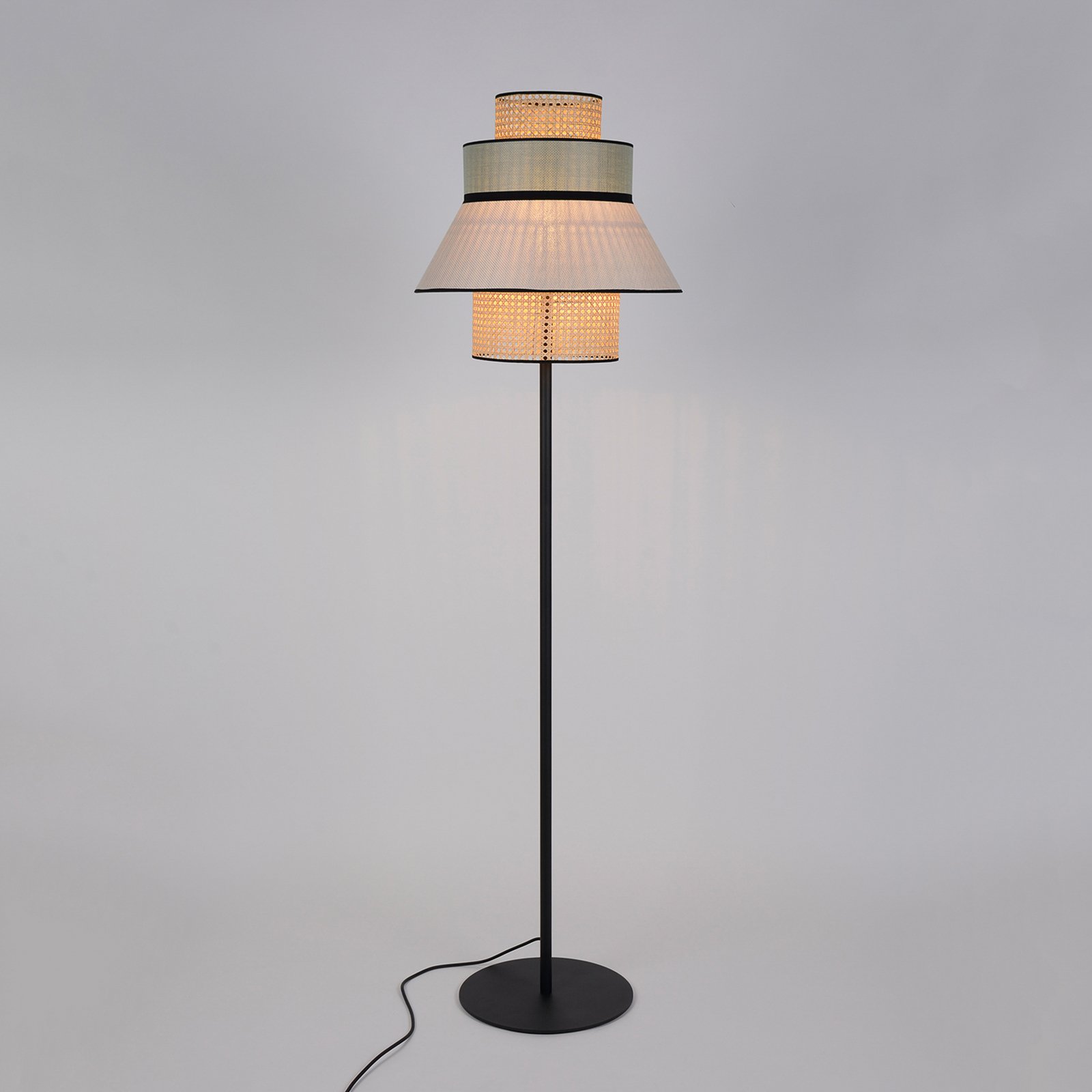 Singapour Außen-Stehleuchte, sand/algae - MARKET SET Singapour Außen-Stehleuchte, sand/algae - MARKET SET