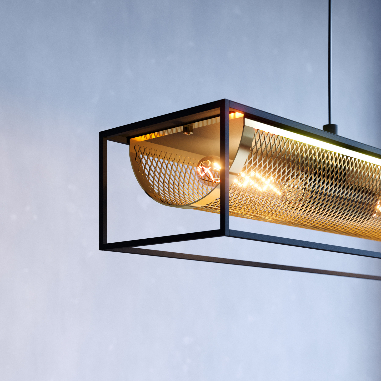 Lampada a sospensione Nohales, 112 cm, nero/ottone, a 4 luci. Lampada a sospensione Nohales, 112 cm, nero/ottone, a 4 luci.