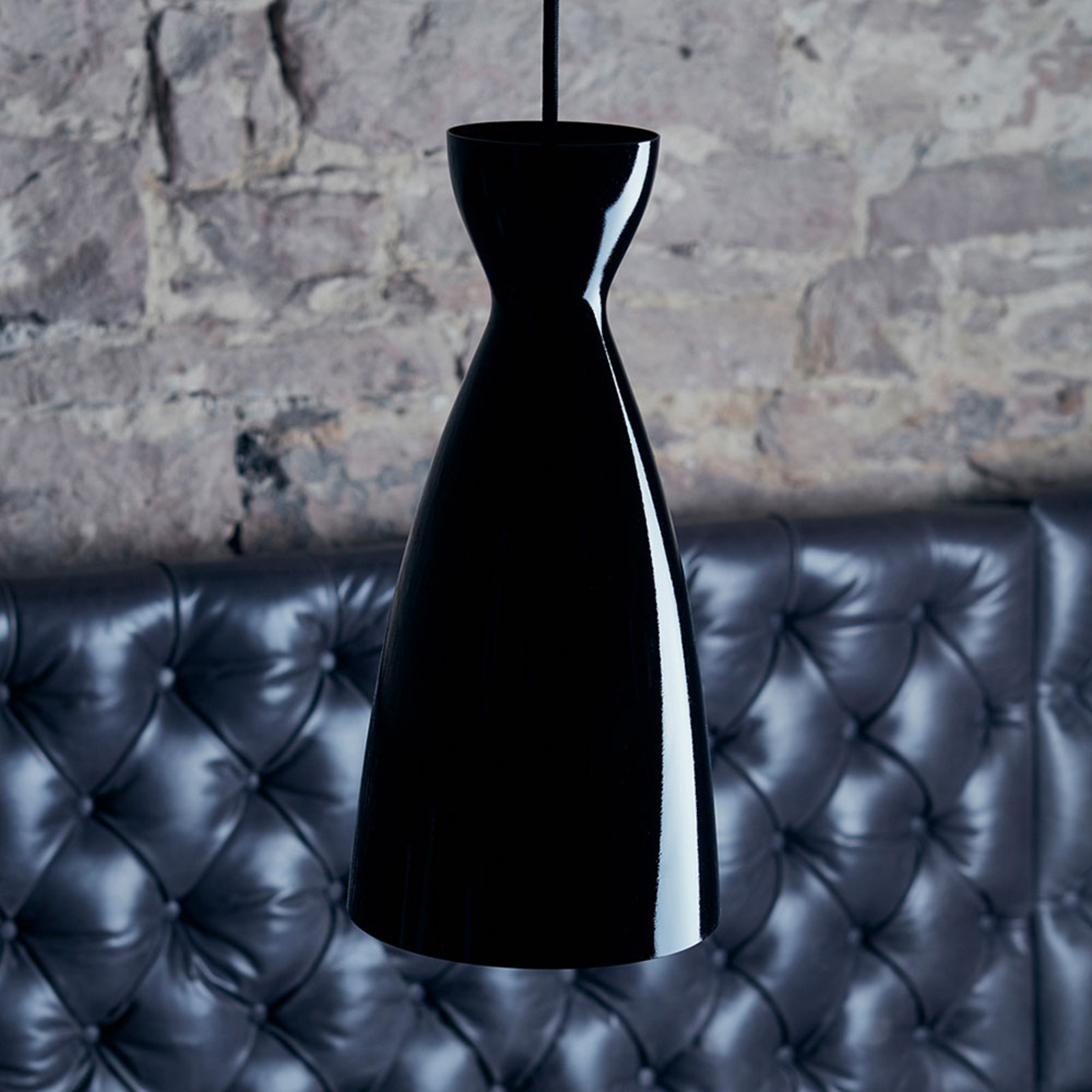Nyta Pretty long hanging light 3m, glossy black