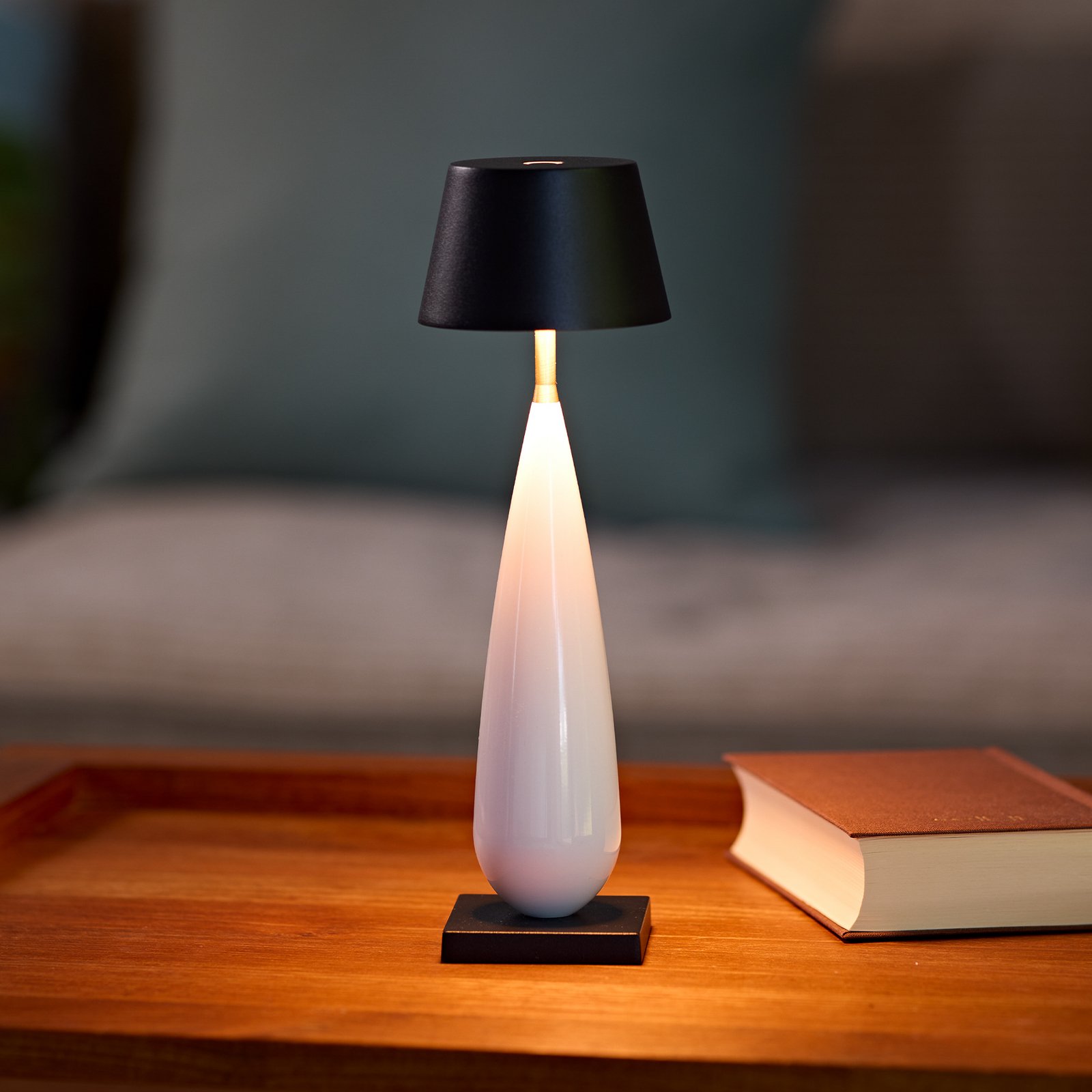 LED namizna svetilka na baterije Thala, bela/črna, IP65, 24 cm LED namizna svetilka na baterije Thala, bela/črna, IP65, 24 cm